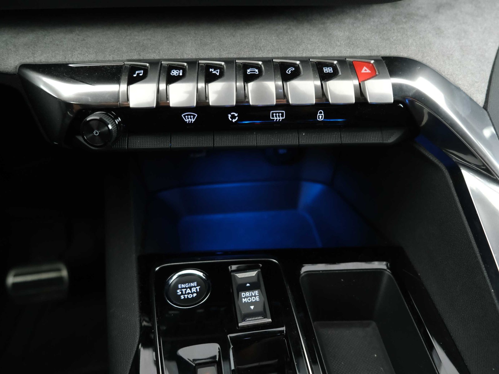 21 - Peugeot 3008 1.2 puretech turbo gt eat8 s&s