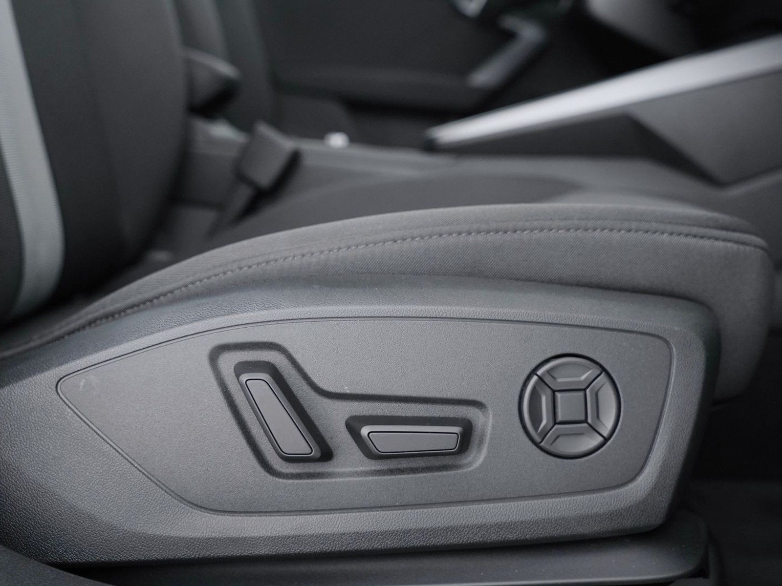 22 - Audi A3 allstreet 1.5 tfsi mhev 48v 150cv business advanced