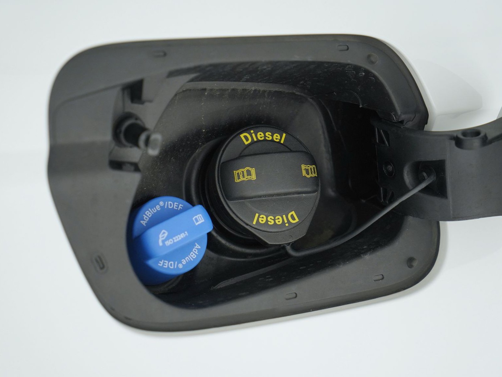 34 - Volkswagen Tiguan 2.0 tdi scr 150cv elegance 4motion dsg