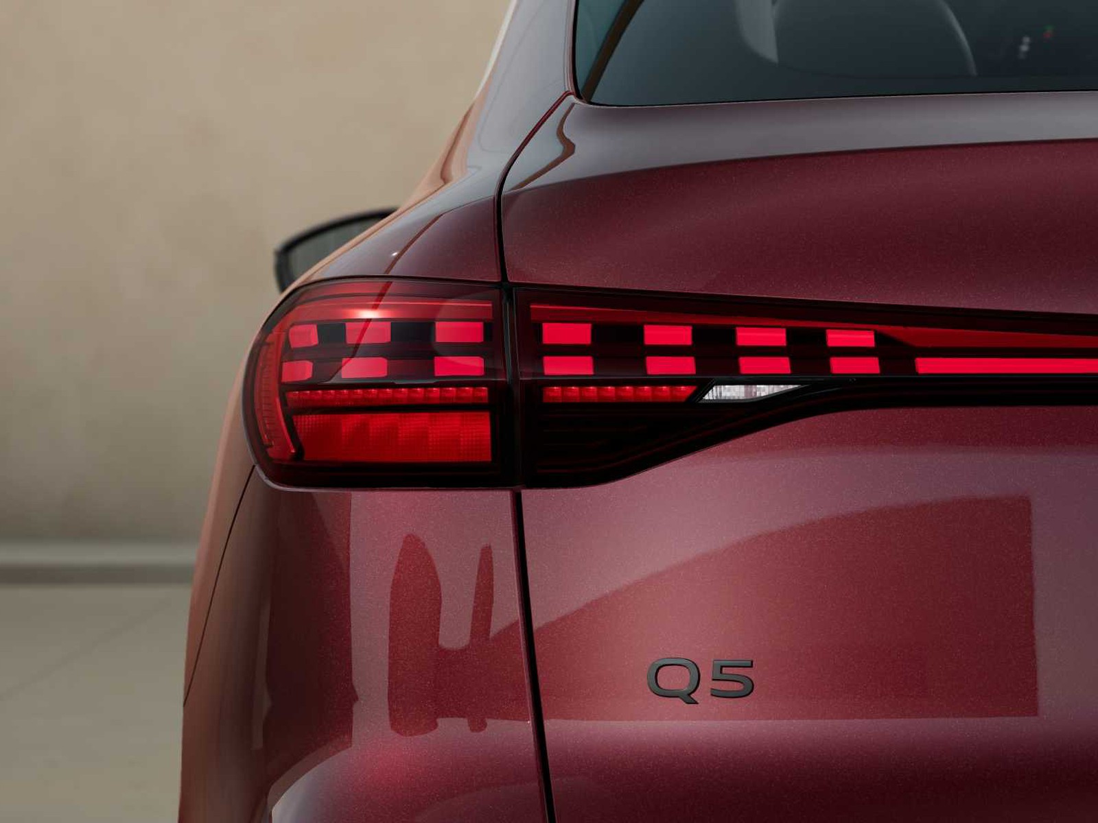 9 - Audi Q5 sportback 2.0 tdi mhev+ 204cv business advanced quattro