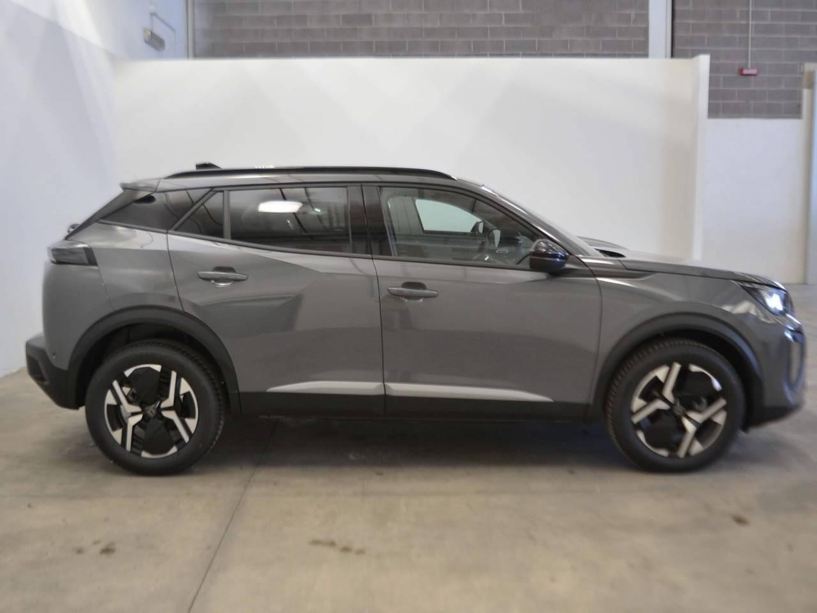 24 - Peugeot 2008 1.2 puretech 100cv allure s&s