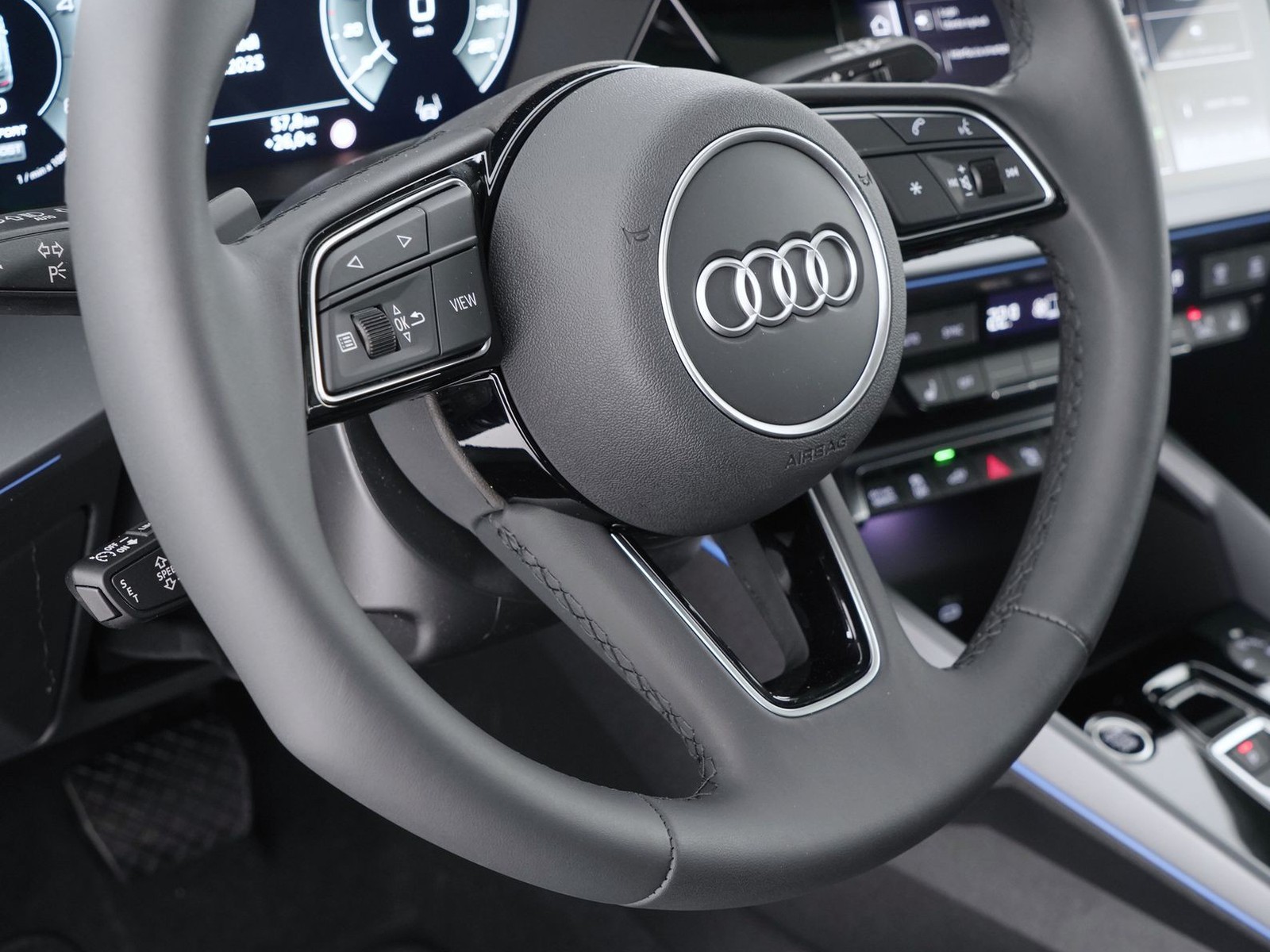 28 - Audi A3 sportback 1.5 tfsi e 204cv launch edition advanced s tronic