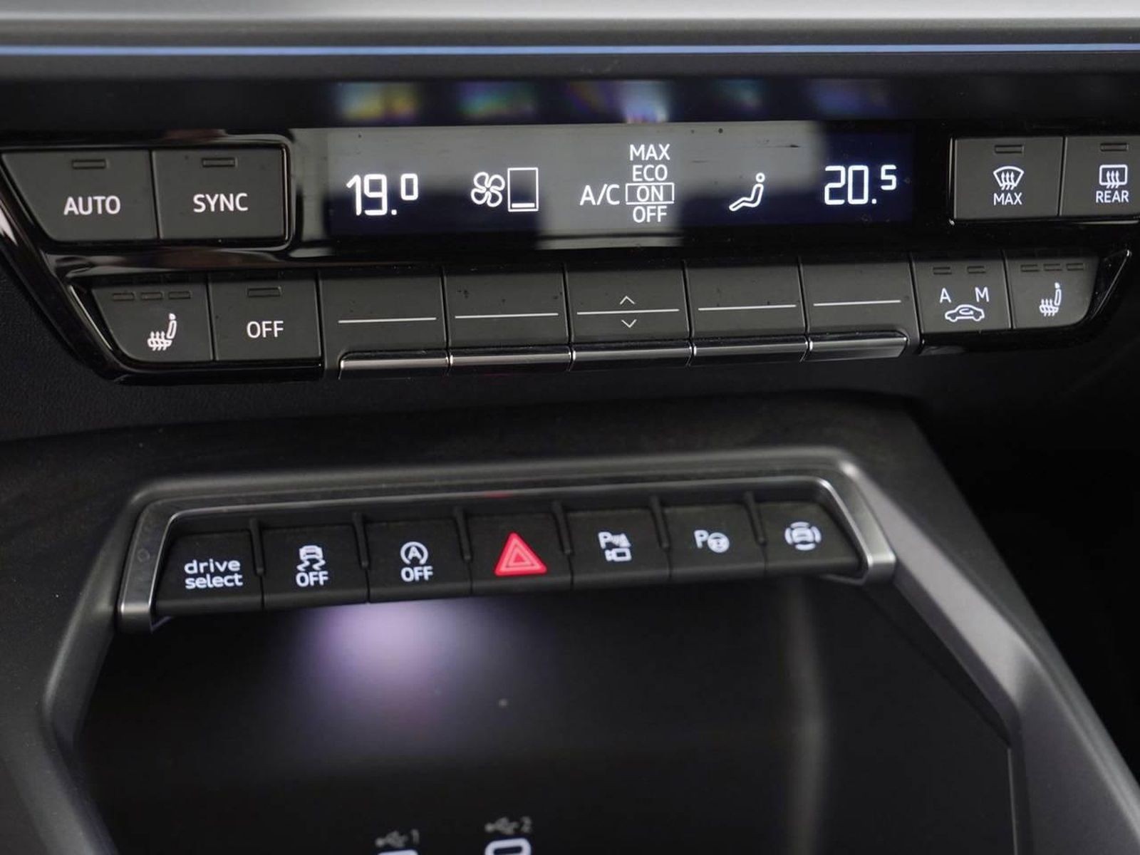 5 - Audi A3 sportback 2.0 tdi 150cv s line edition s tronic