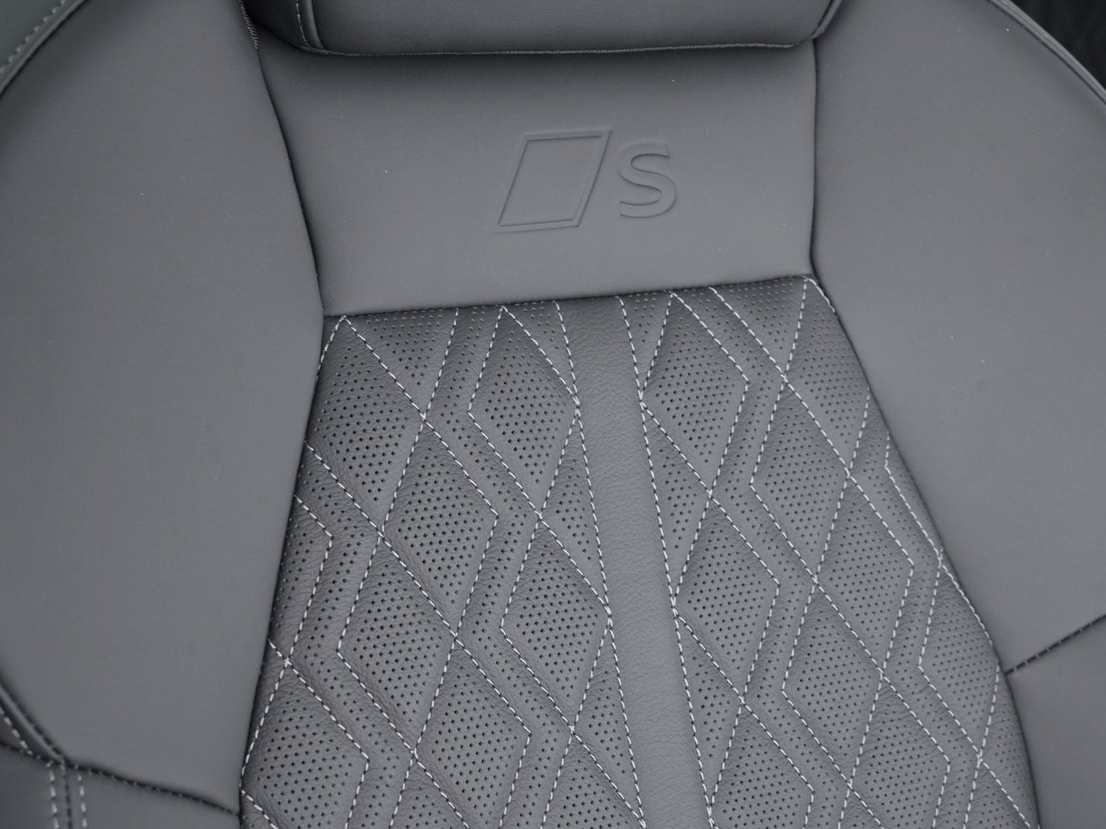 23 - Audi SQ5 s3.0 v6 tfsi mhev+ 367cv sport attitude quattro s tronic