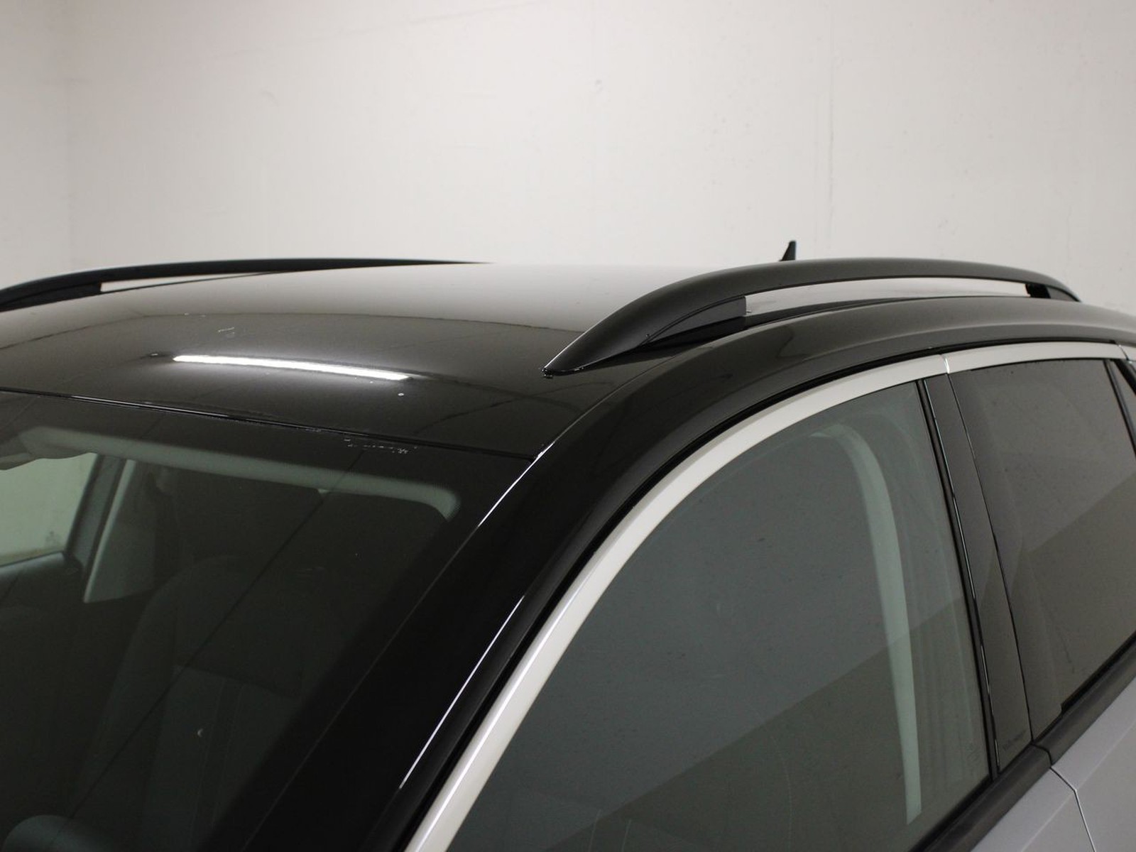 29 - Volkswagen T-Roc 1.0 tsi 115cv sport