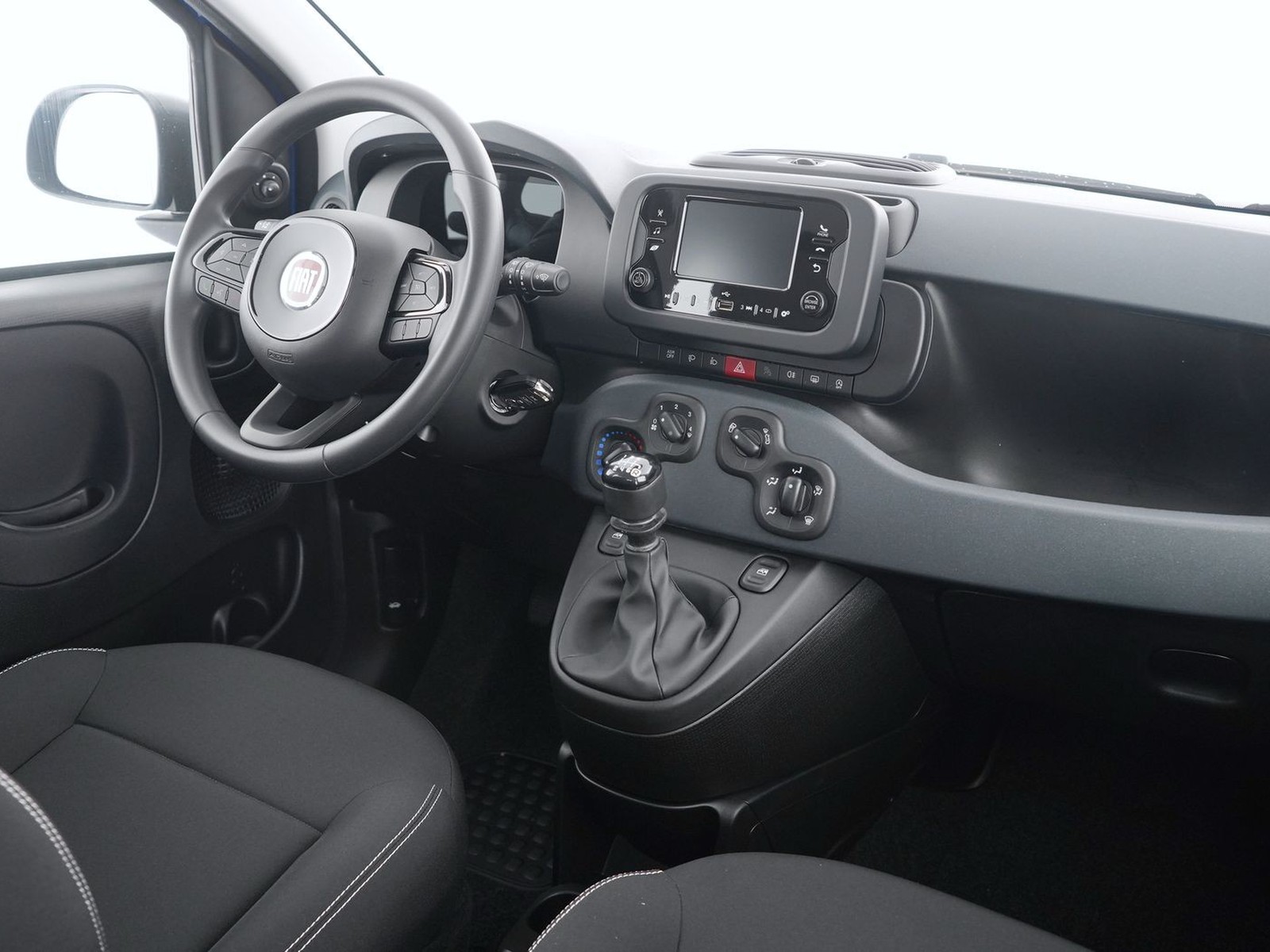 6 - Fiat Panda pandina 1.0 firefly hybrid 70cv s&s 5p.ti