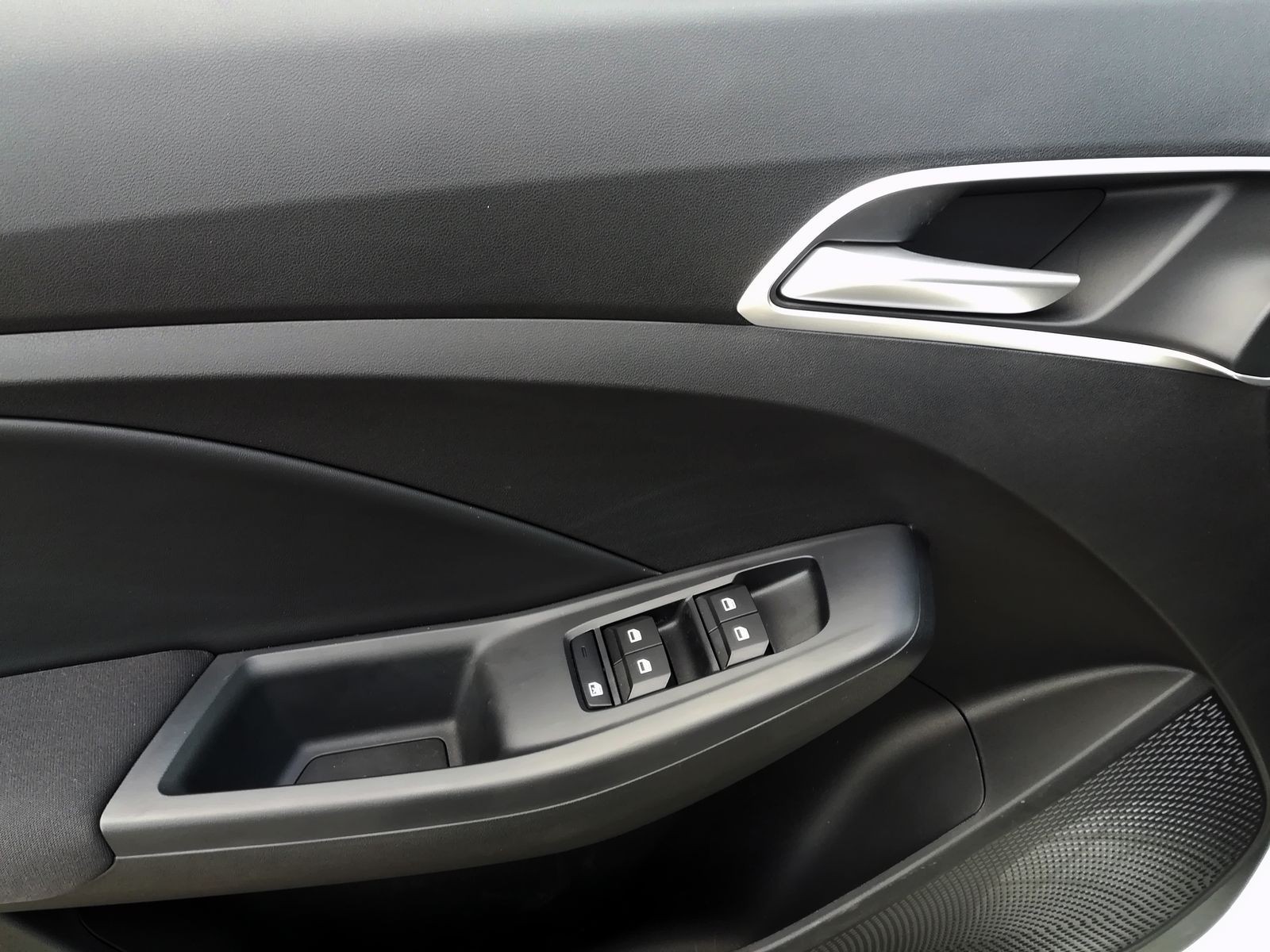 21 - Mg MG3 1.5 standard