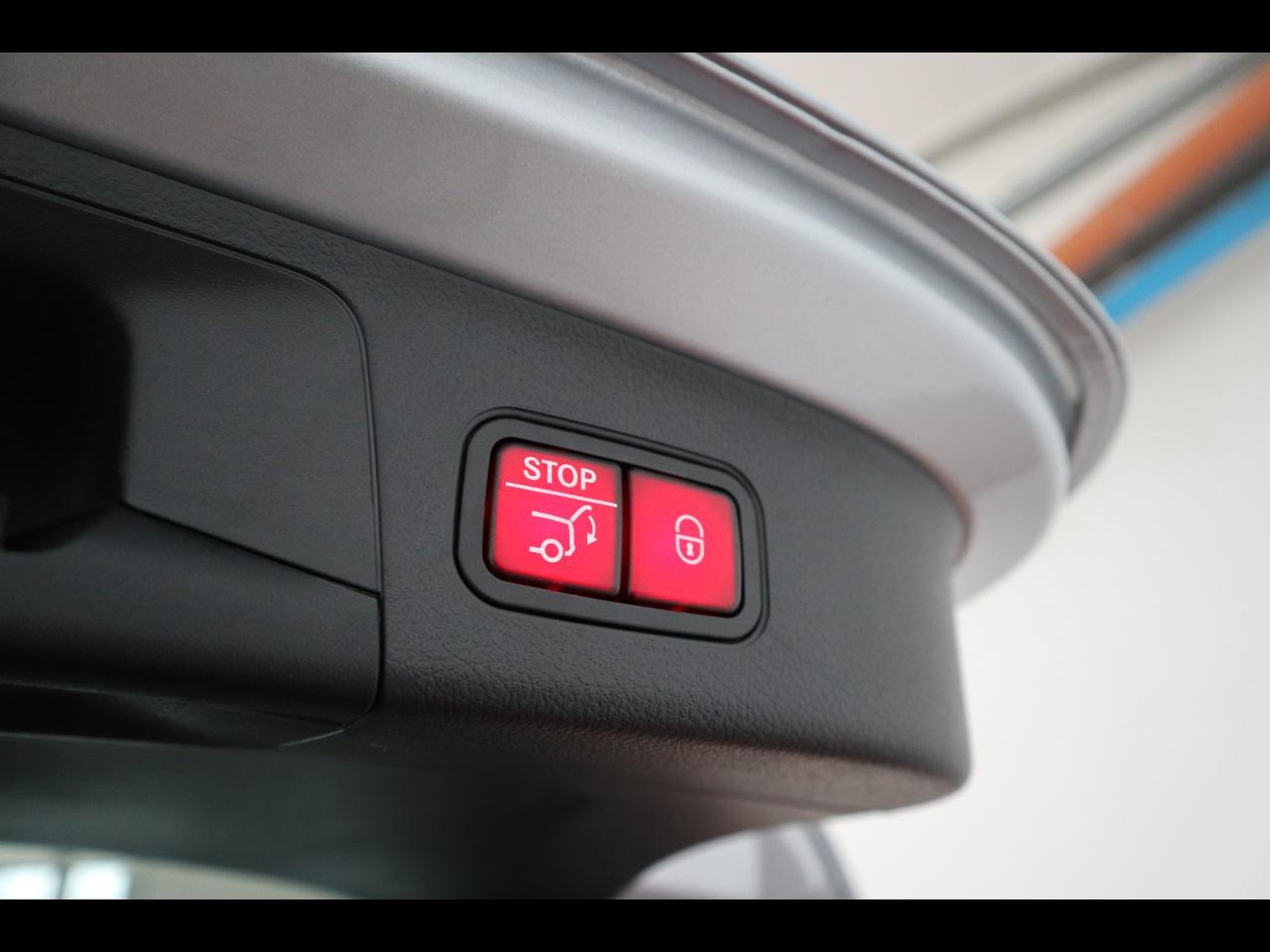 18 - Mercedes GLA 200 d progressive advanced plus 8g-dct