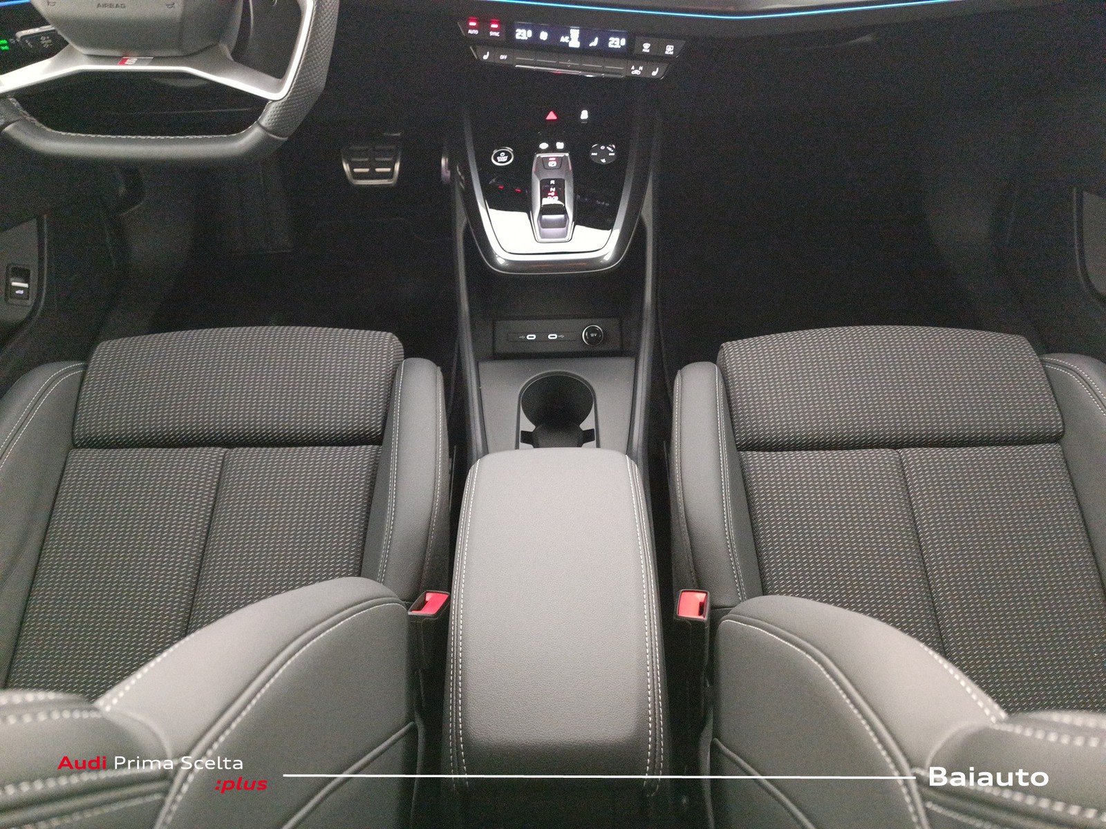 15 - Audi Q4 e-tron 45 s line edition quattro