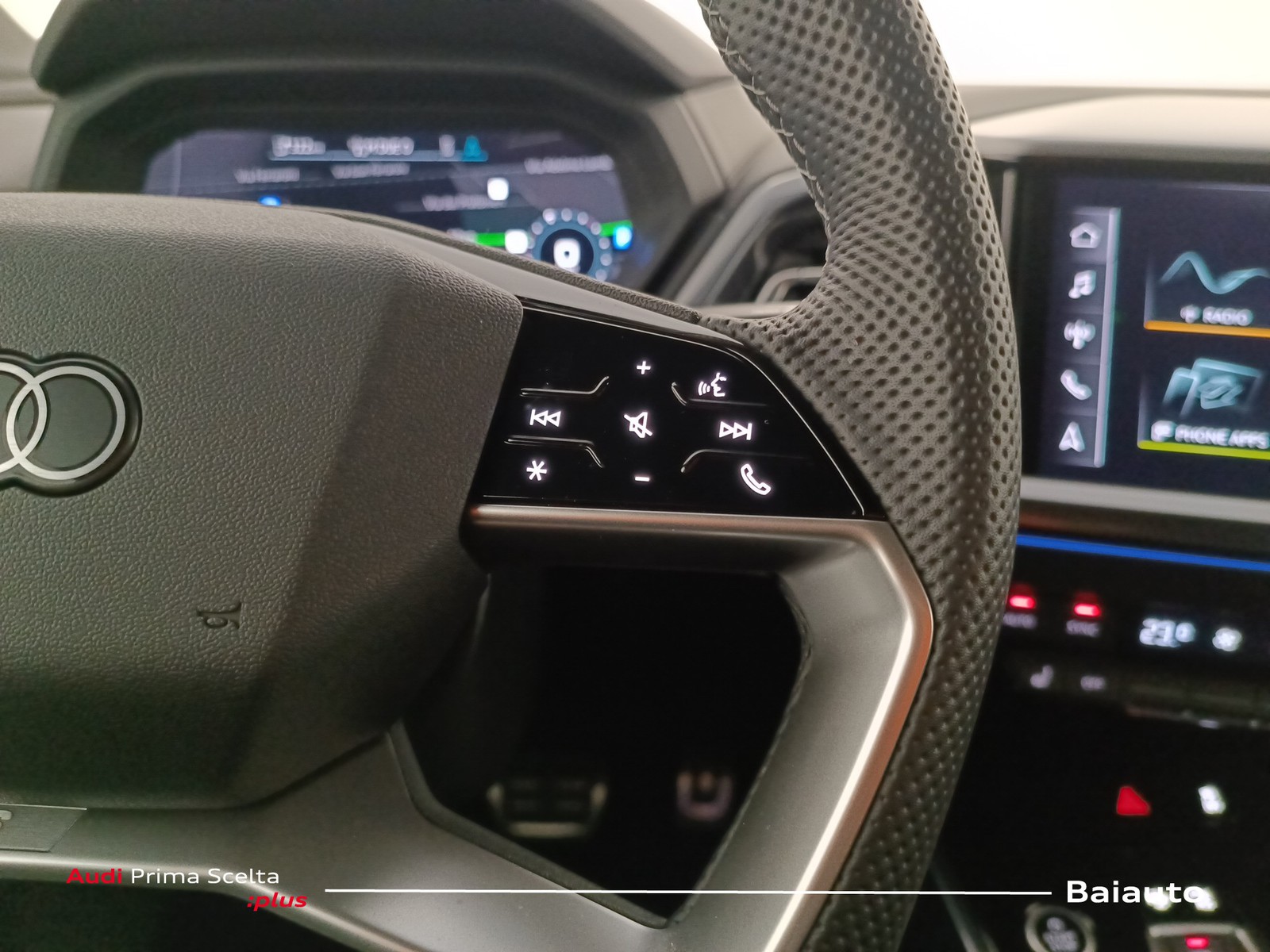 17 - Audi Q4 e-tron 45 s line edition quattro