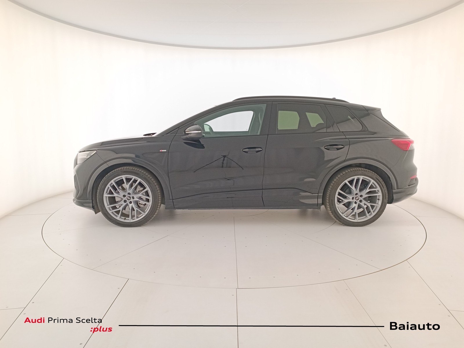 3 - Audi Q4 e-tron 45 s line edition quattro