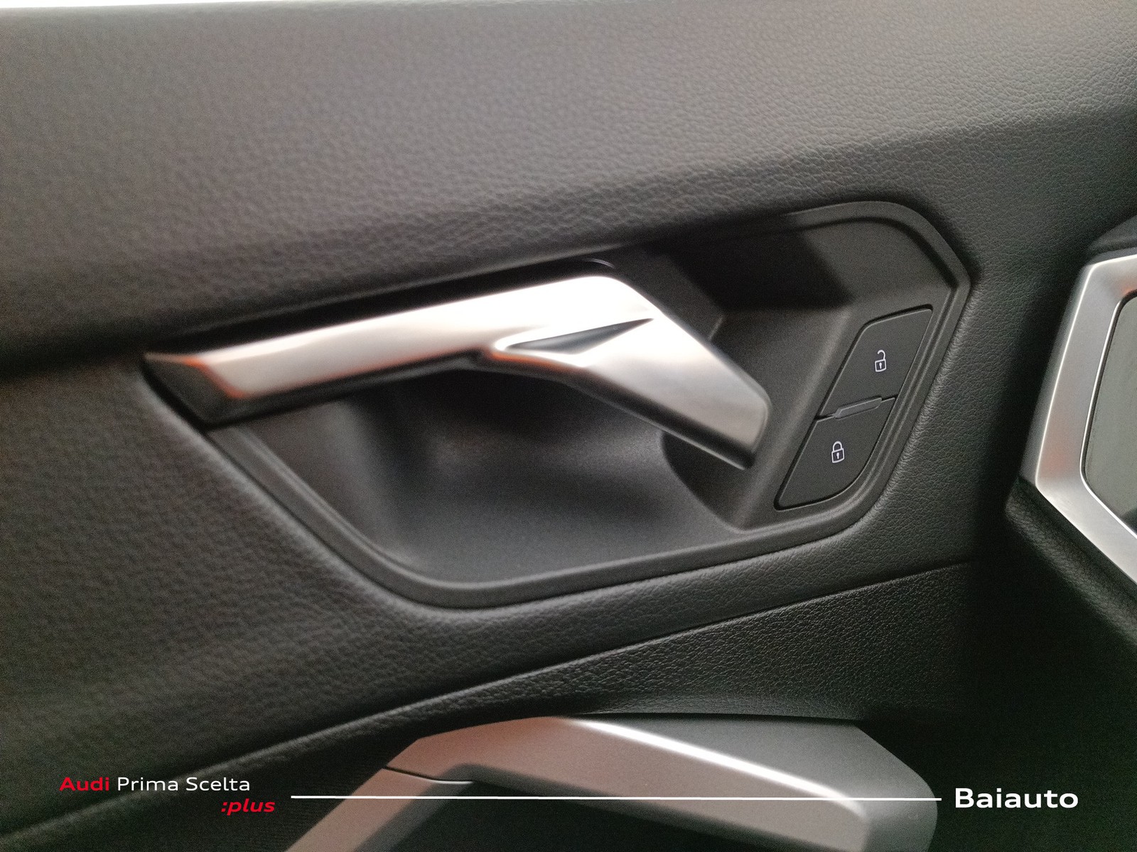 21 - Audi Q3 sportback 35 2.0 tdi s line edition s tronic