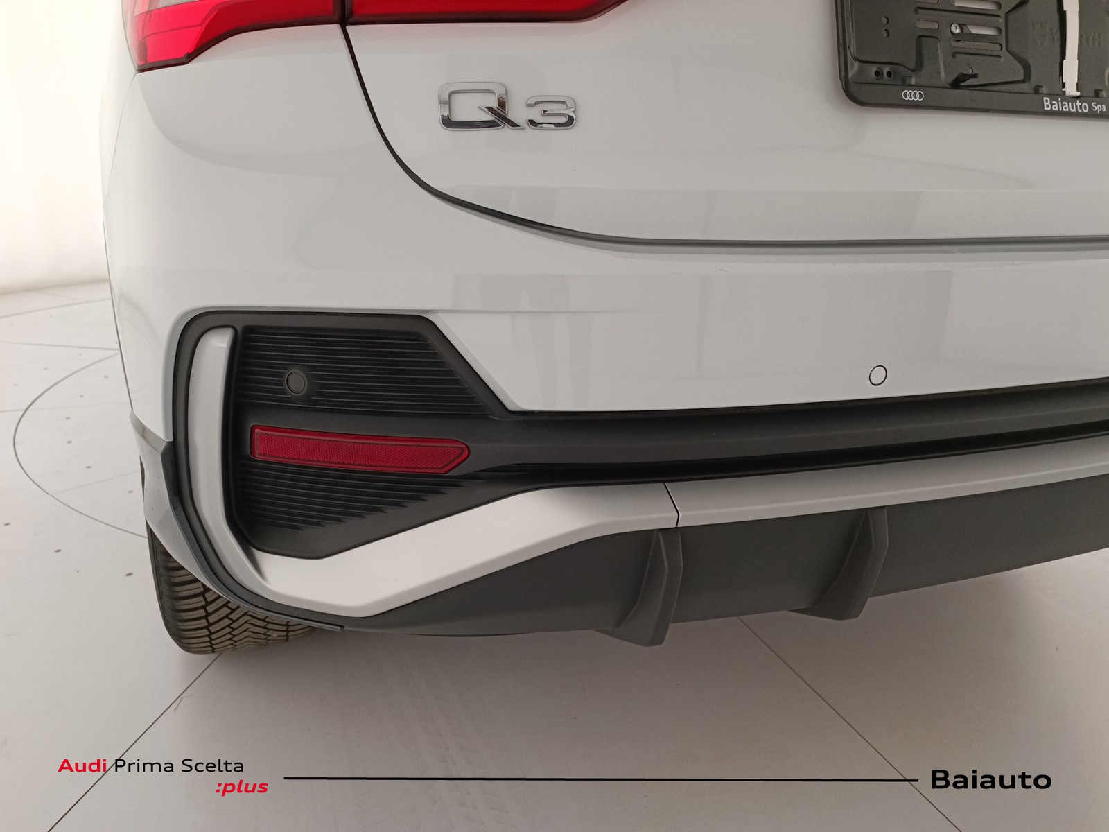 33 - Audi Q3 sportback 35 2.0 tdi s line edition s tronic