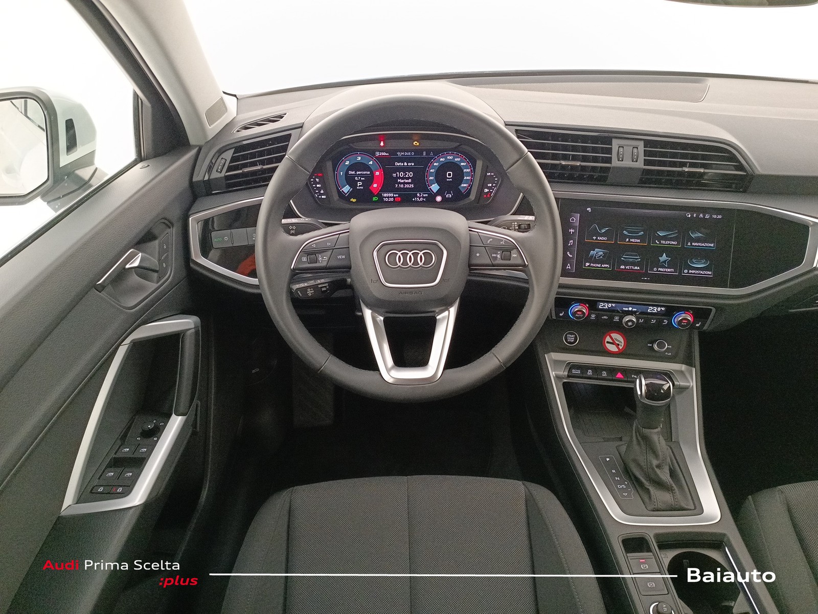 8 - Audi Q3 sportback 35 2.0 tdi s line edition s tronic