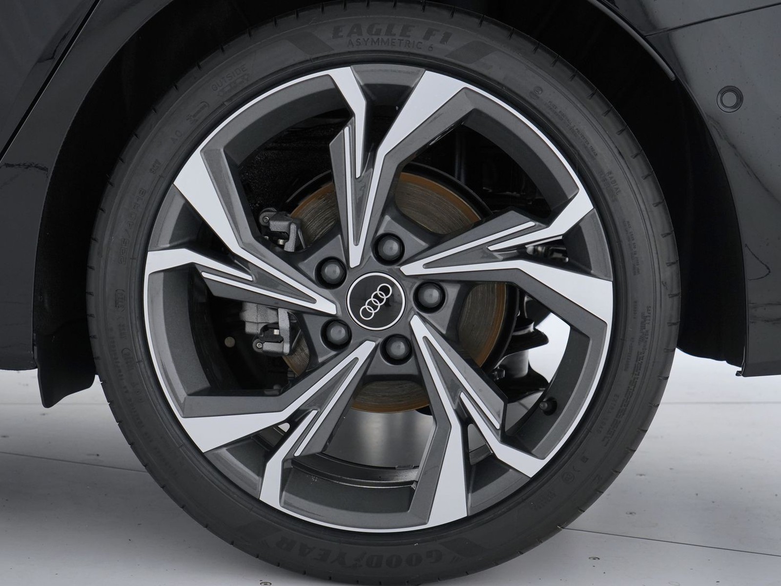 12 - Audi A3 sedan 2.0 tdi 150cv s line edition s tronic