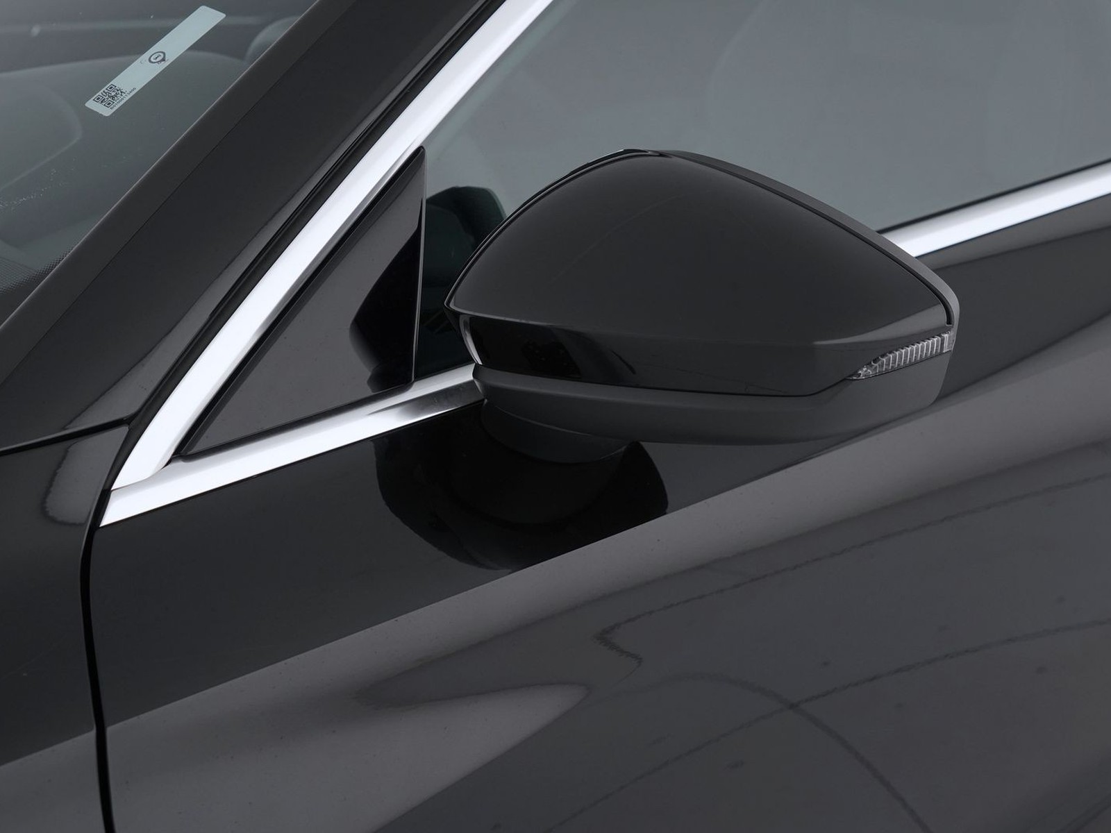 38 - Audi A3 sedan 2.0 tdi 150cv s line edition s tronic