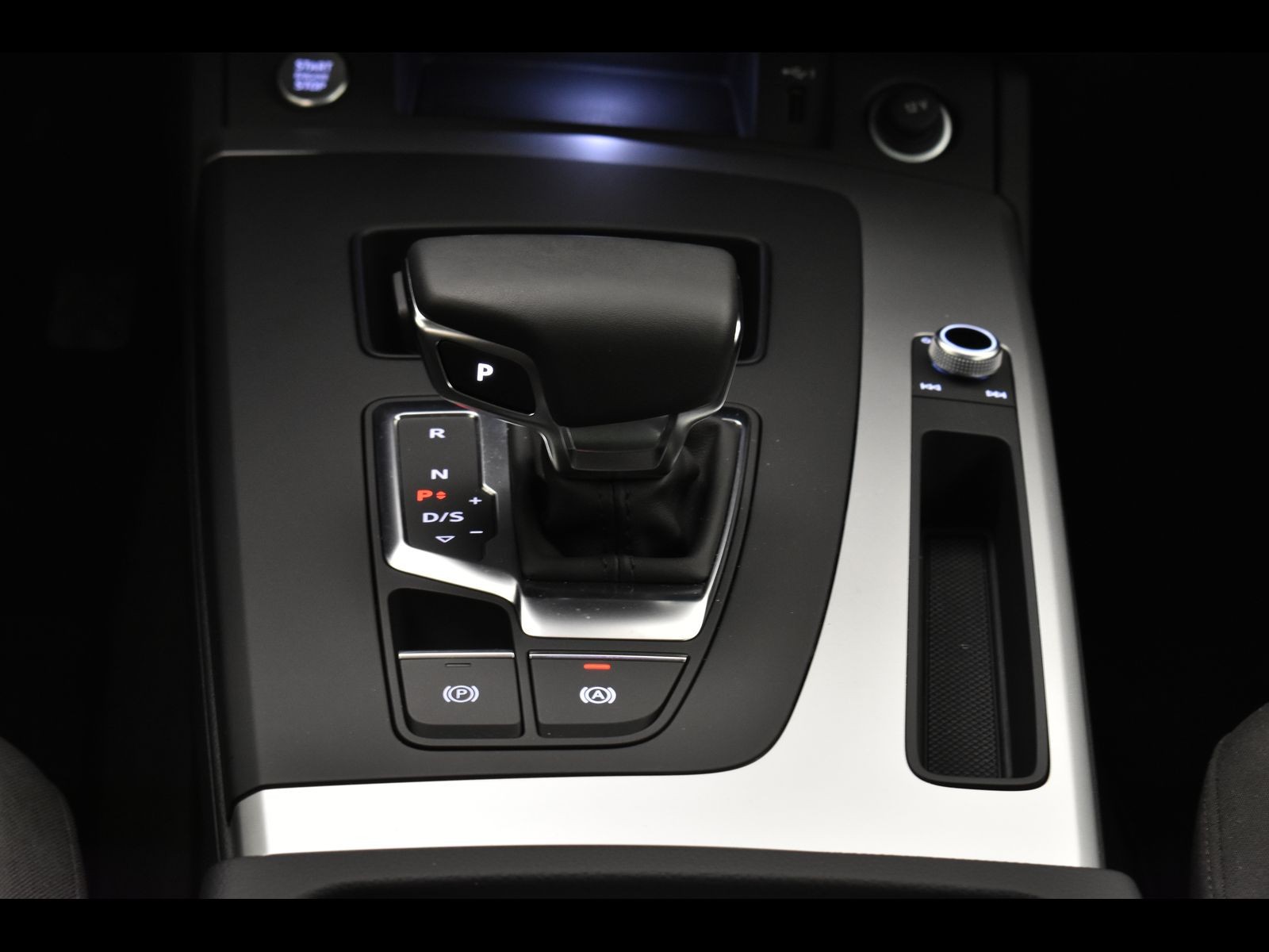 22 - Audi Q5 sportback 40 2.0 tfsi mhev 12v business advanced quattro s tronic