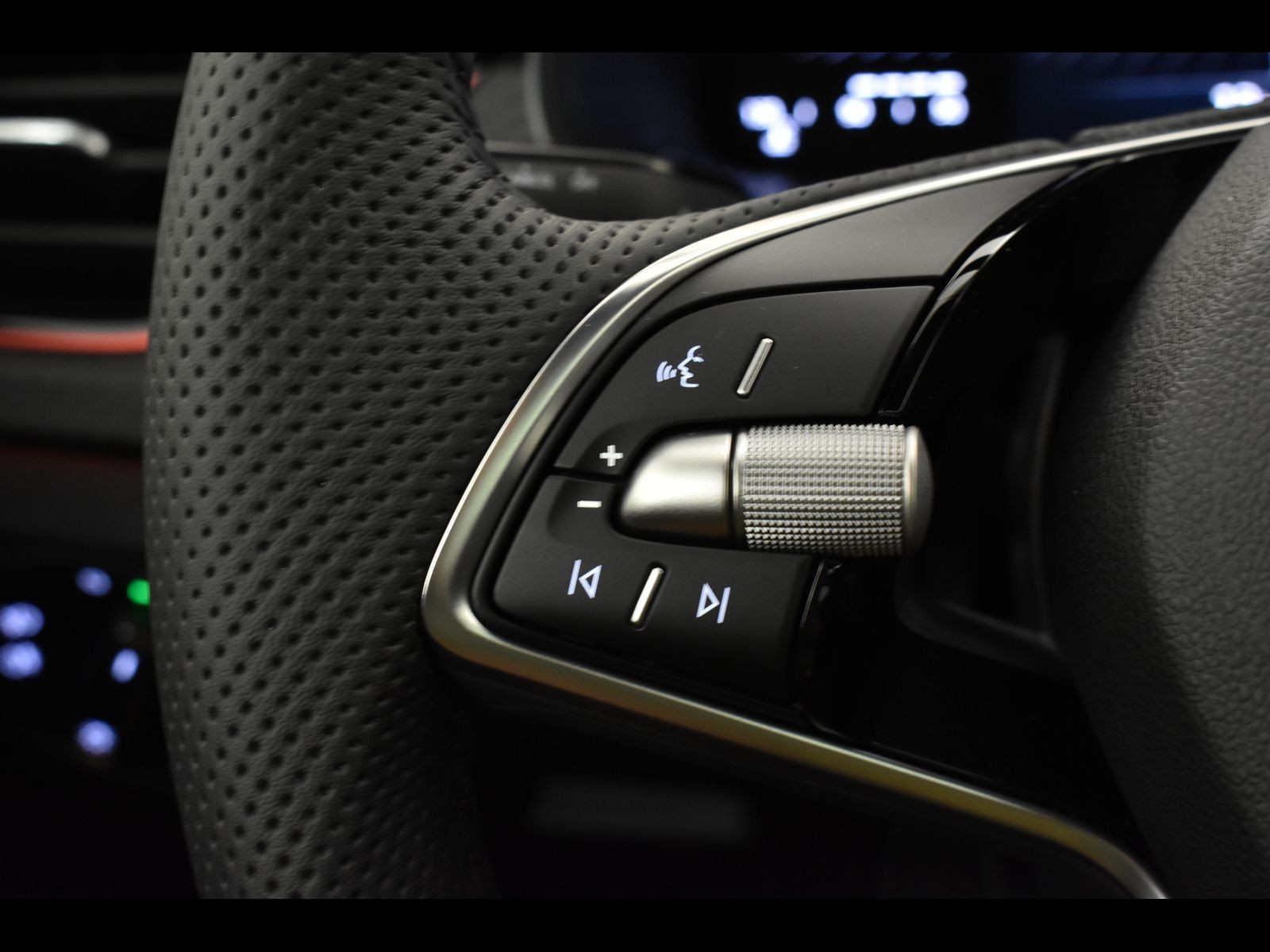 20 - Skoda Scala 1.0 tsi 115cv monte carlo