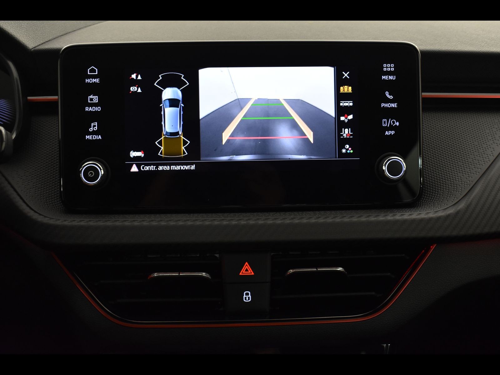 24 - Skoda Scala 1.0 tsi 115cv monte carlo