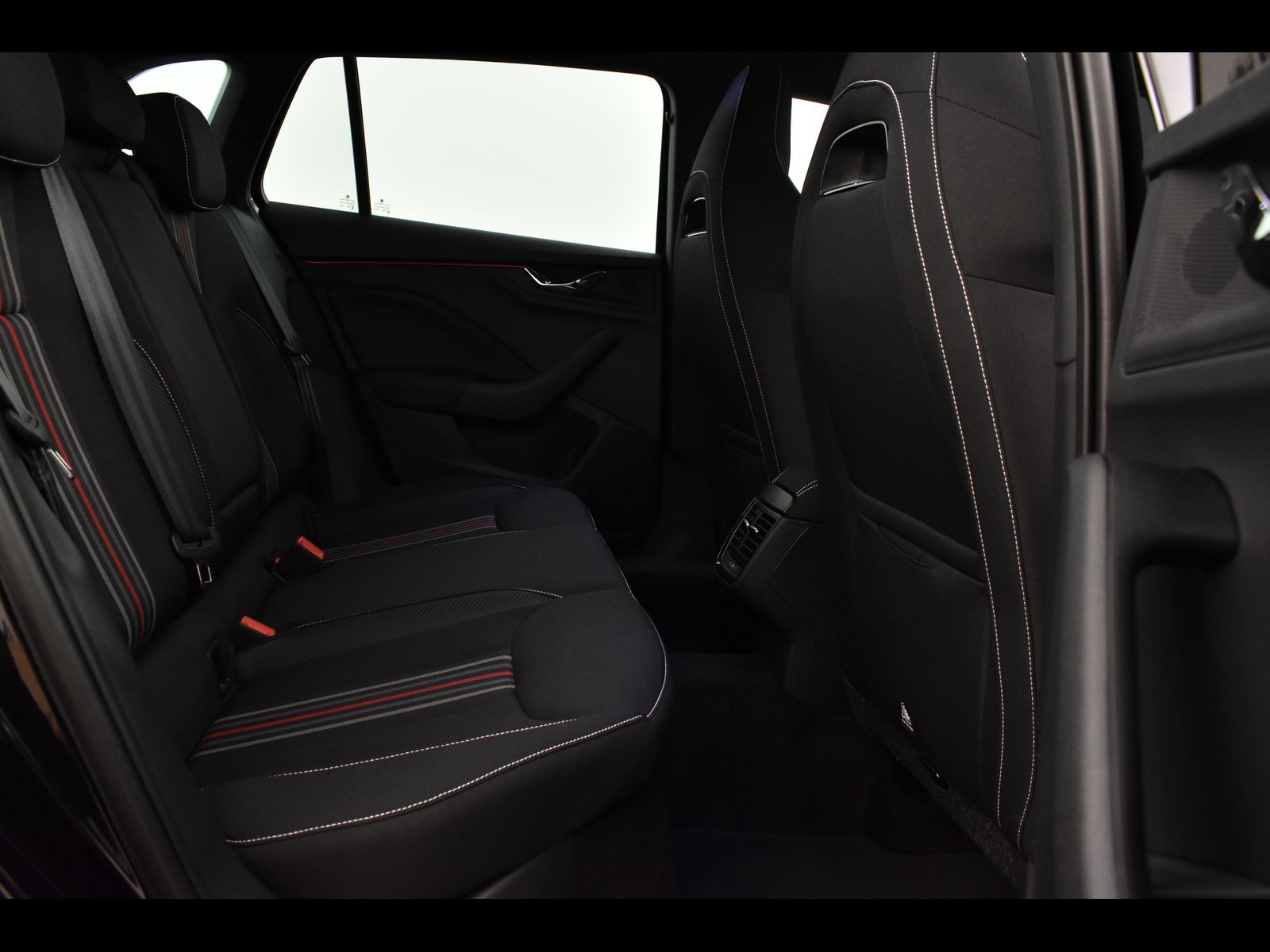 9 - Skoda Scala 1.0 tsi 115cv monte carlo