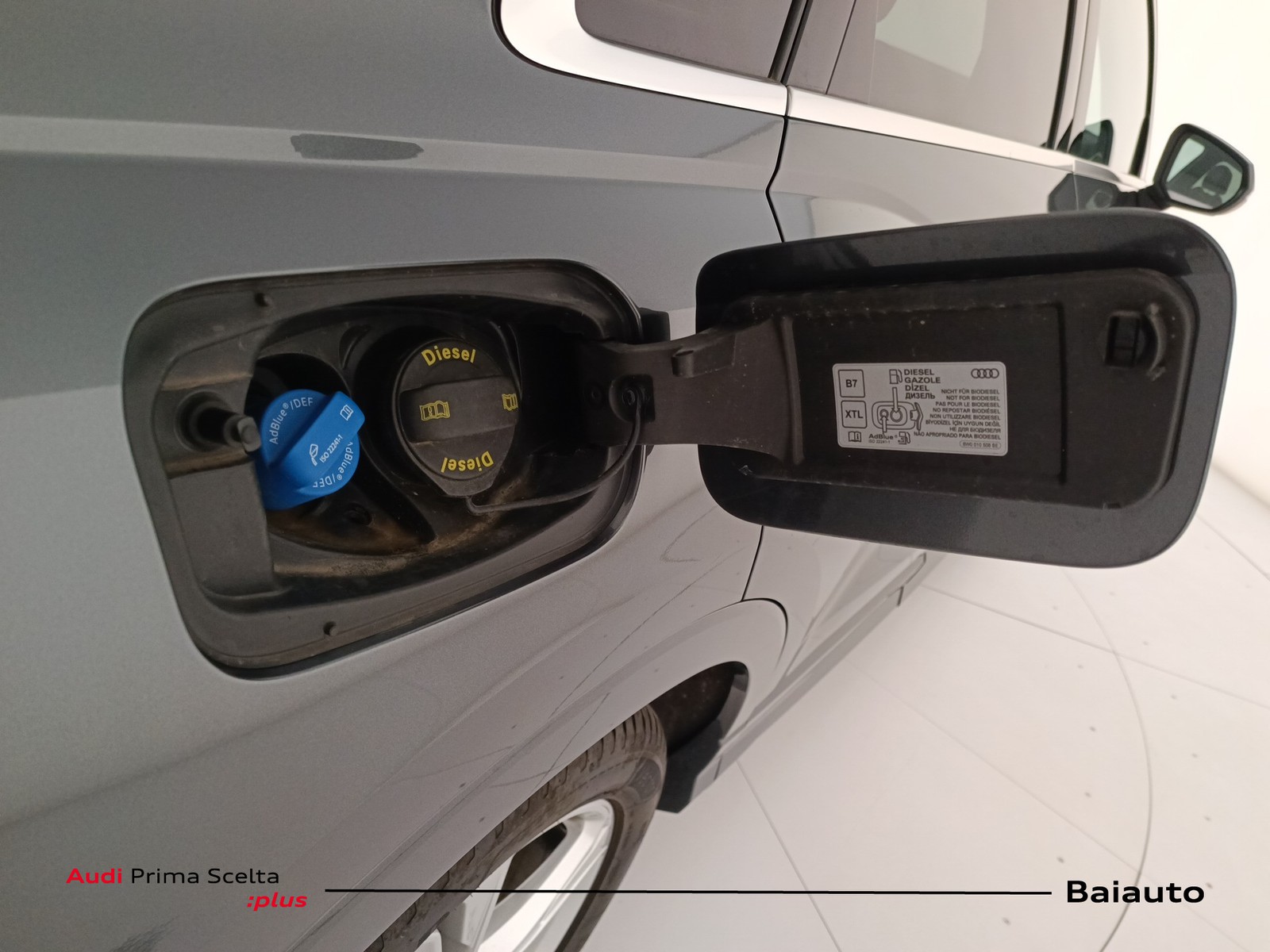 34 - Audi Q3 35 2.0 tdi s line edition s tronic