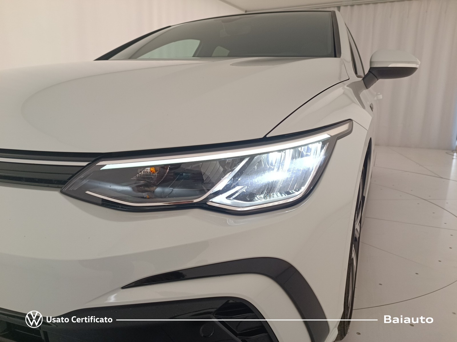 26 - Volkswagen Golf 2.0 tdi scr 150cv r-line 4motion dsg