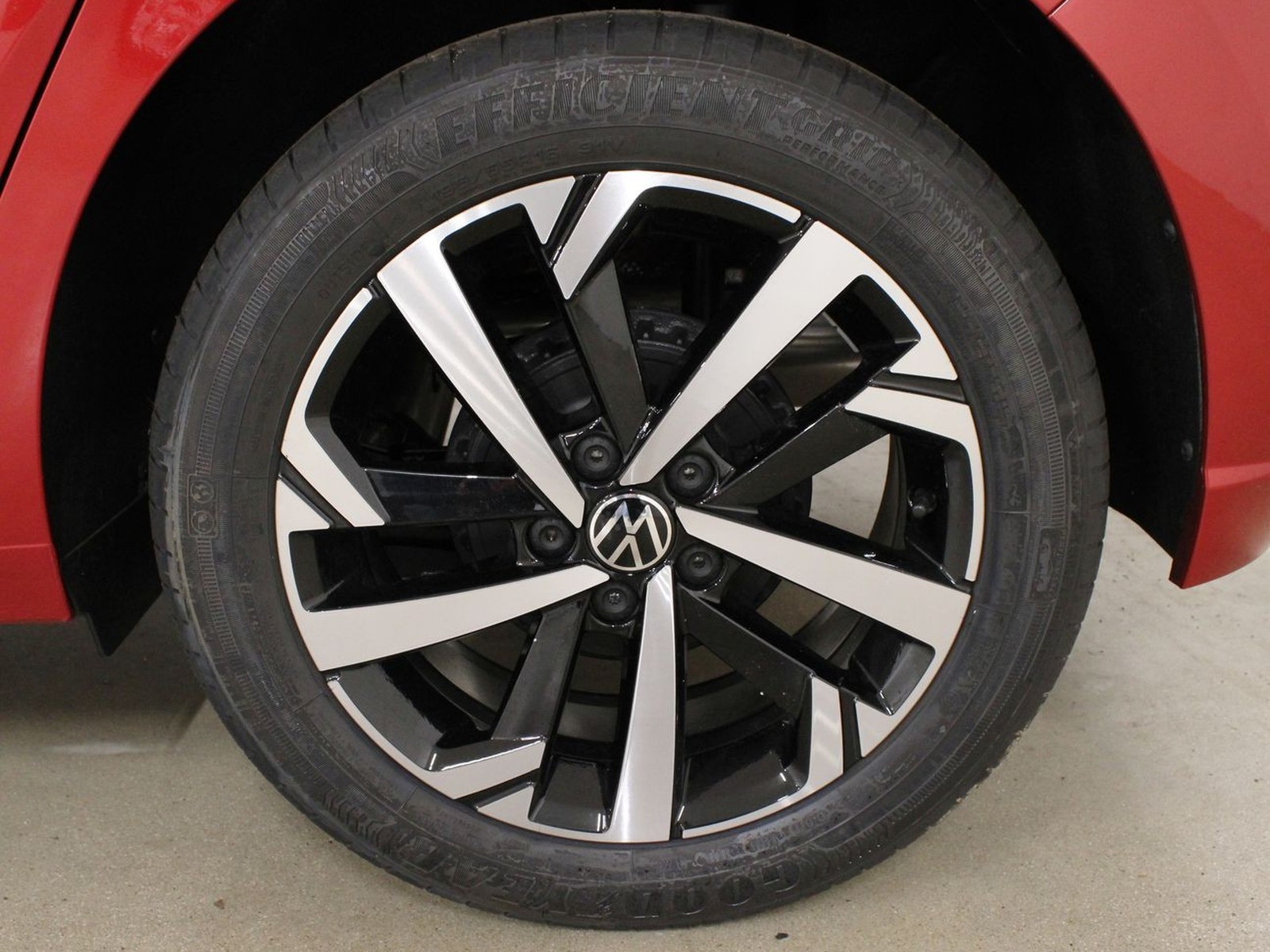 12 - Volkswagen Polo 1.0 evo 80cv edition plus