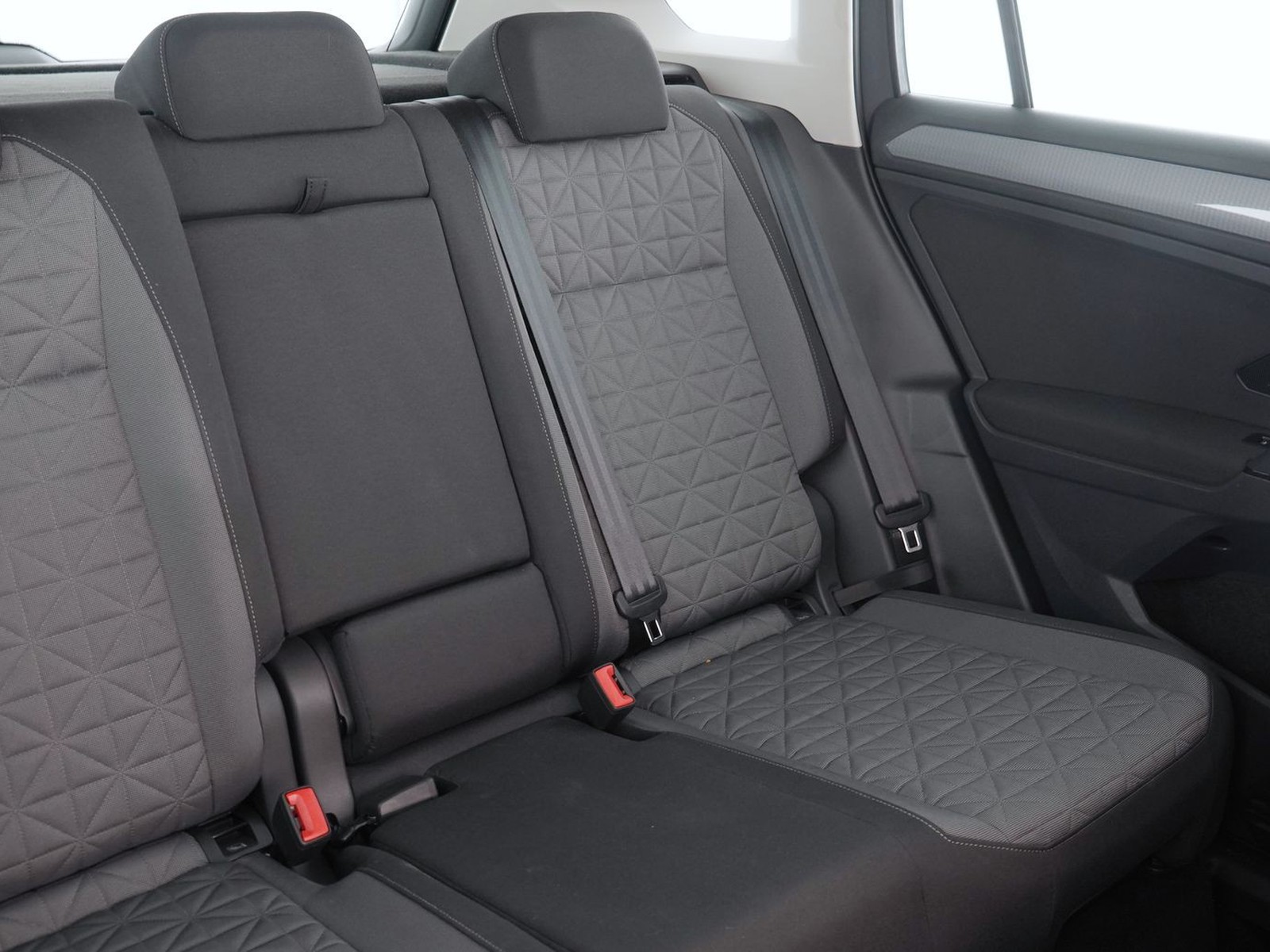 21 - Volkswagen Tiguan 1.5 tsi act 130cv life