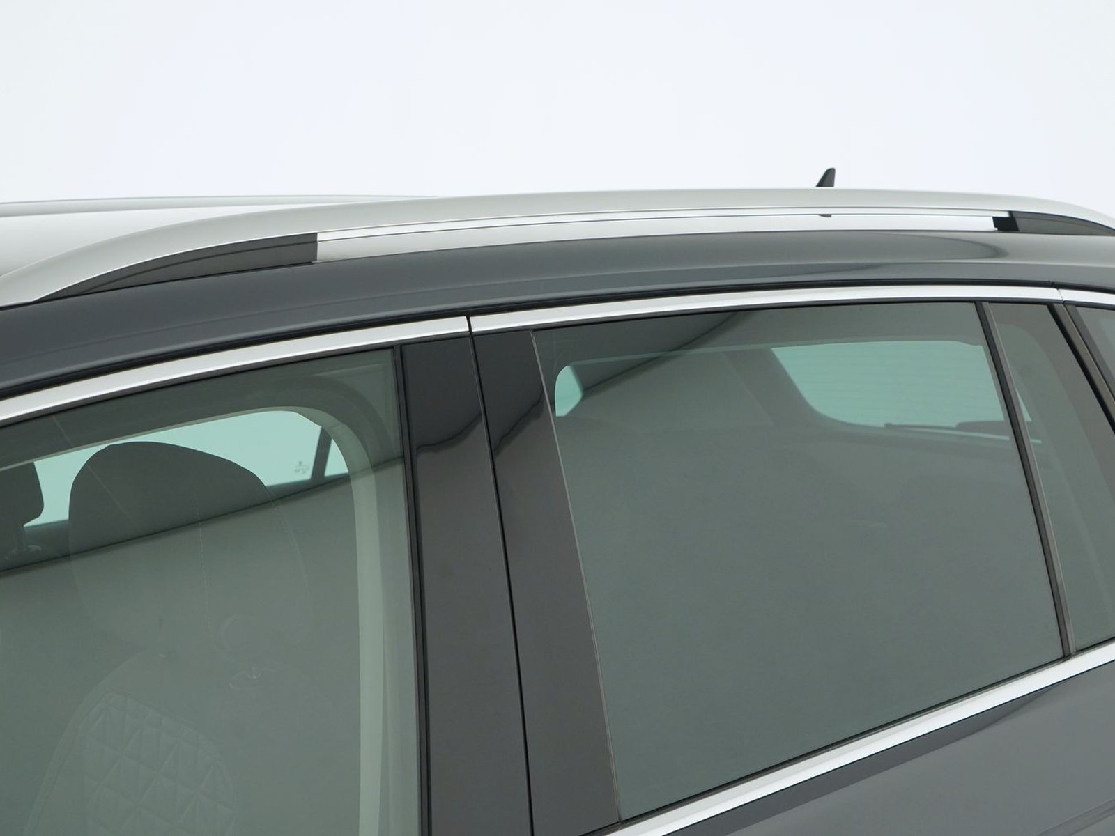 33 - Volkswagen Tiguan 1.5 tsi act 130cv life