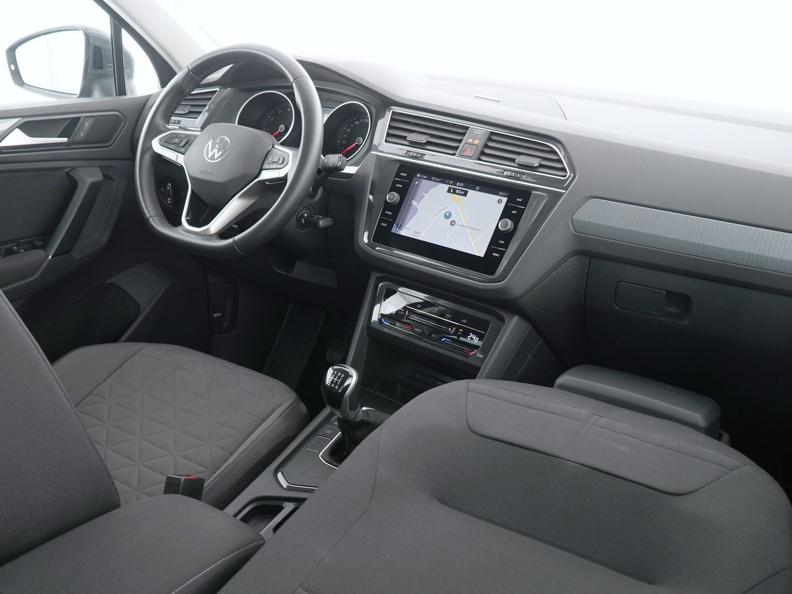 6 - Volkswagen Tiguan 1.5 tsi act 130cv life