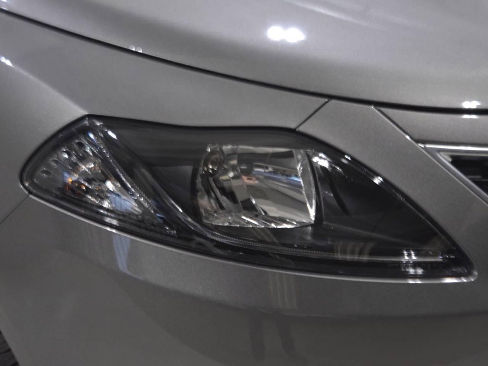 22 - Lancia Ypsilon 1.0 firefly hybrid 70cv platino s&s