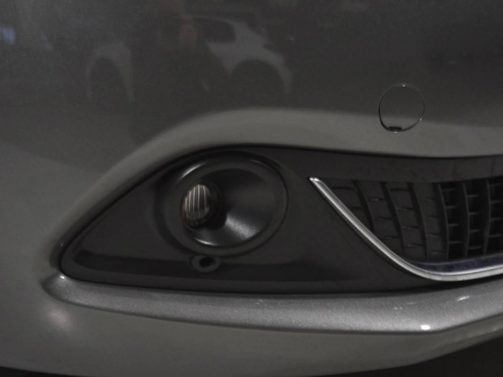 23 - Lancia Ypsilon 1.0 firefly hybrid 70cv platino s&s