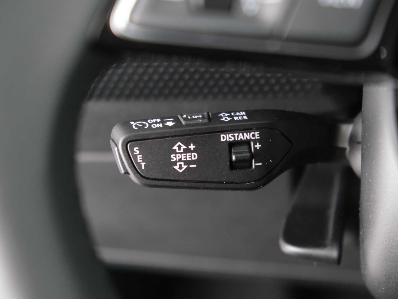 36 - Audi A1 allstreet 30 1.0 tfsi 116cv business s tronic