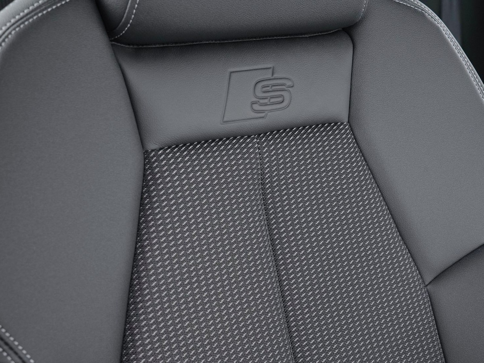 20 - Audi Q4 e-tron sportback e-tron 50 business advanced quattro