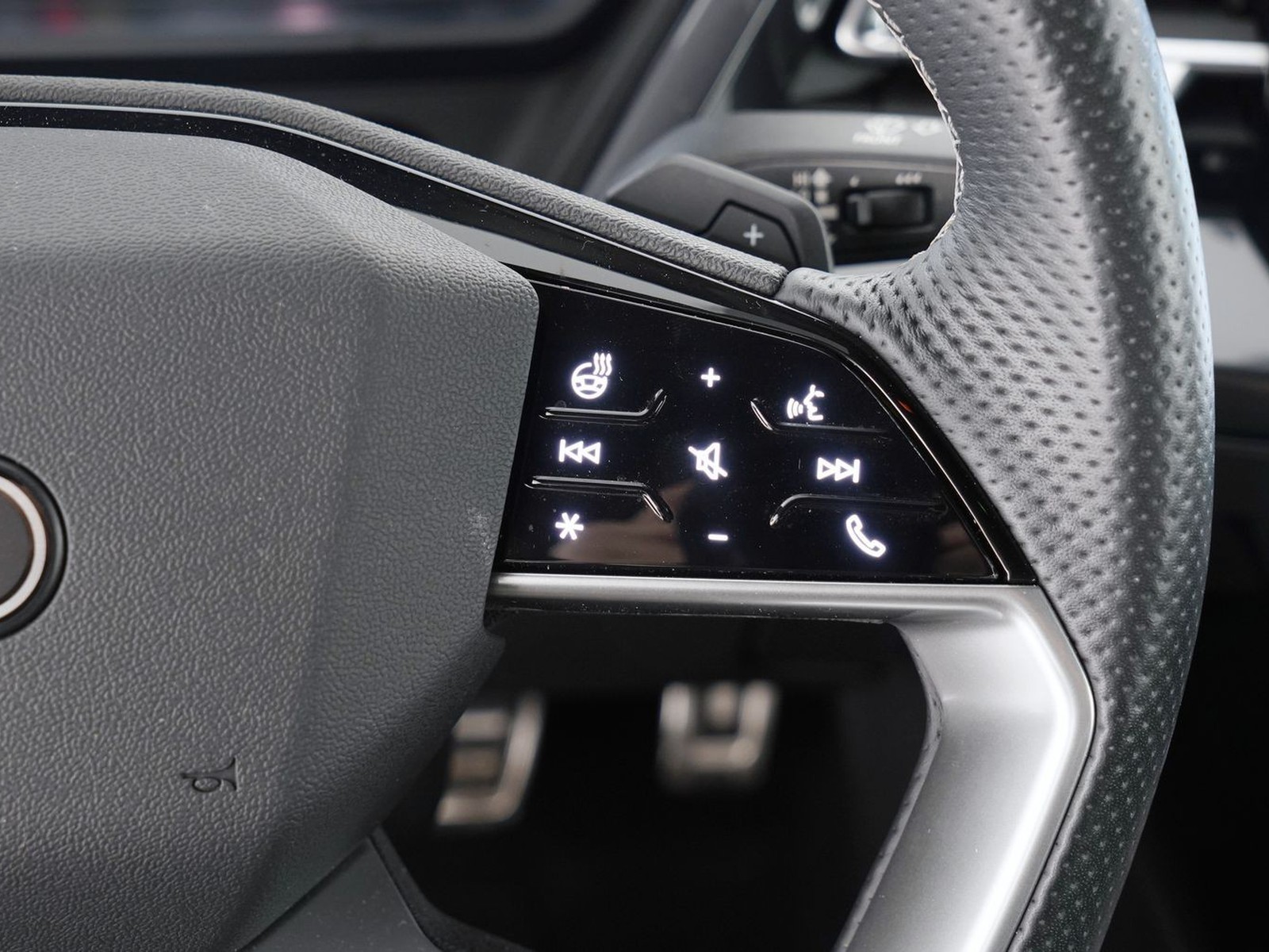 9 - Audi Q4 e-tron sportback e-tron 50 business advanced quattro