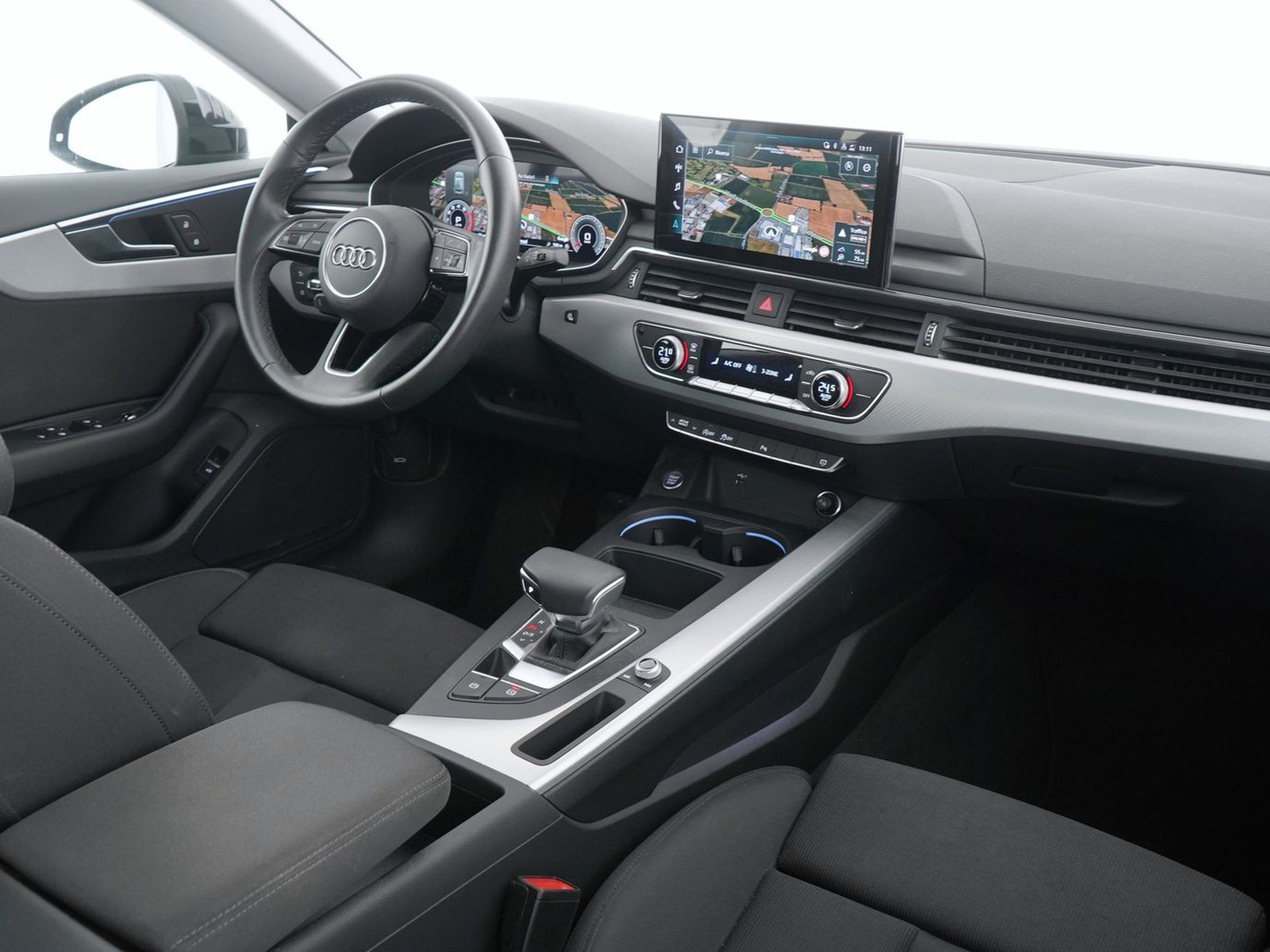 4 - Audi A5 sportback 40 2.0 tfsi mhev 204cv s line edition s tronic