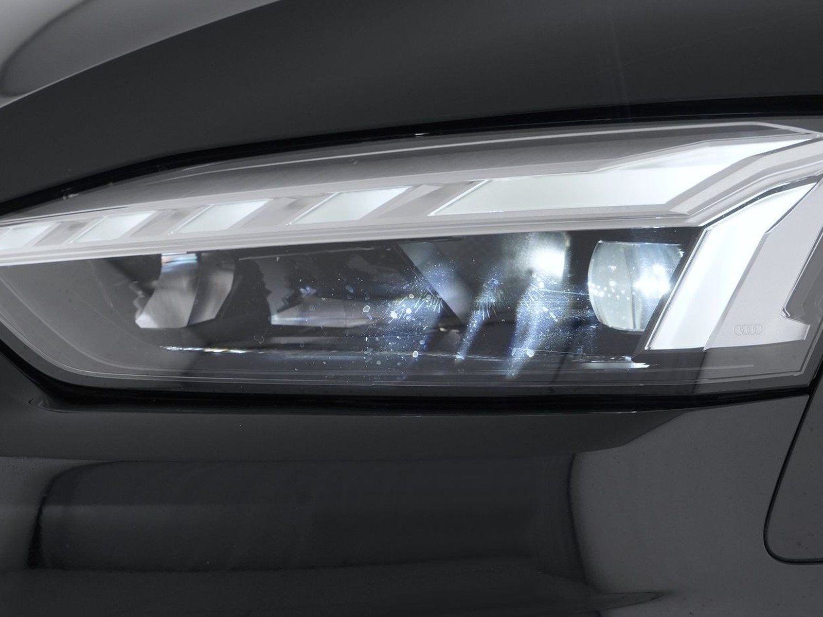 6 - Audi A5 sportback 40 2.0 tfsi mhev 204cv s line edition s tronic