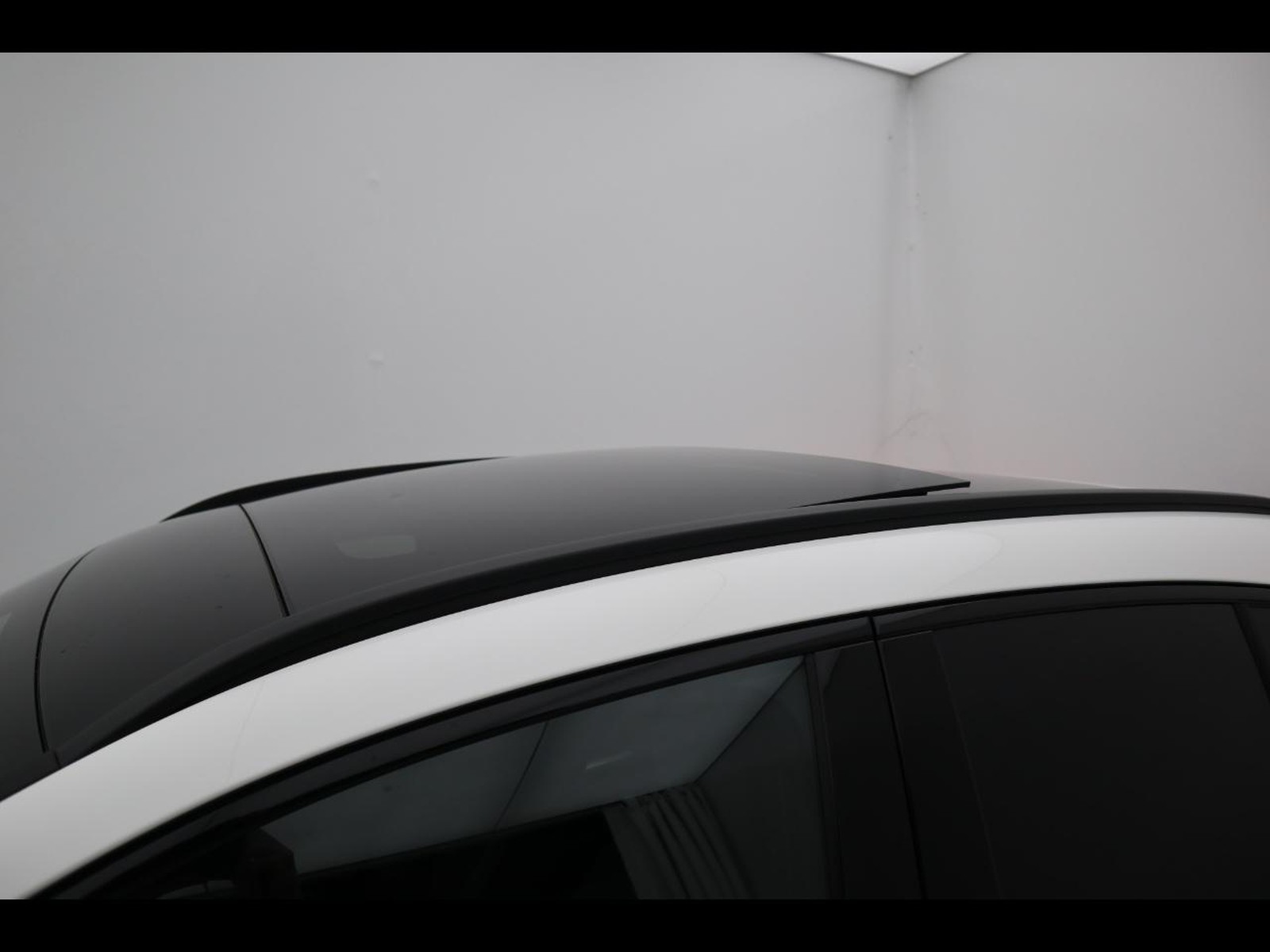 18 - Mercedes GLA 180 d amg line advanced plus 8g-dct