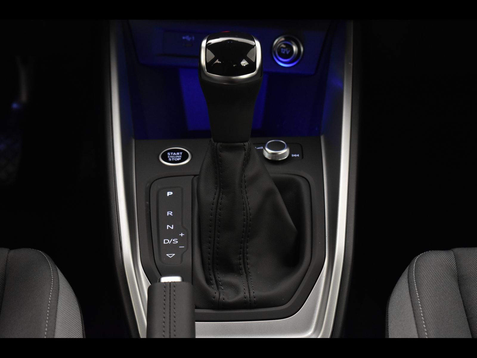 20 - Audi A1 allstreet 30 1.0 tfsi 116cv business s tronic