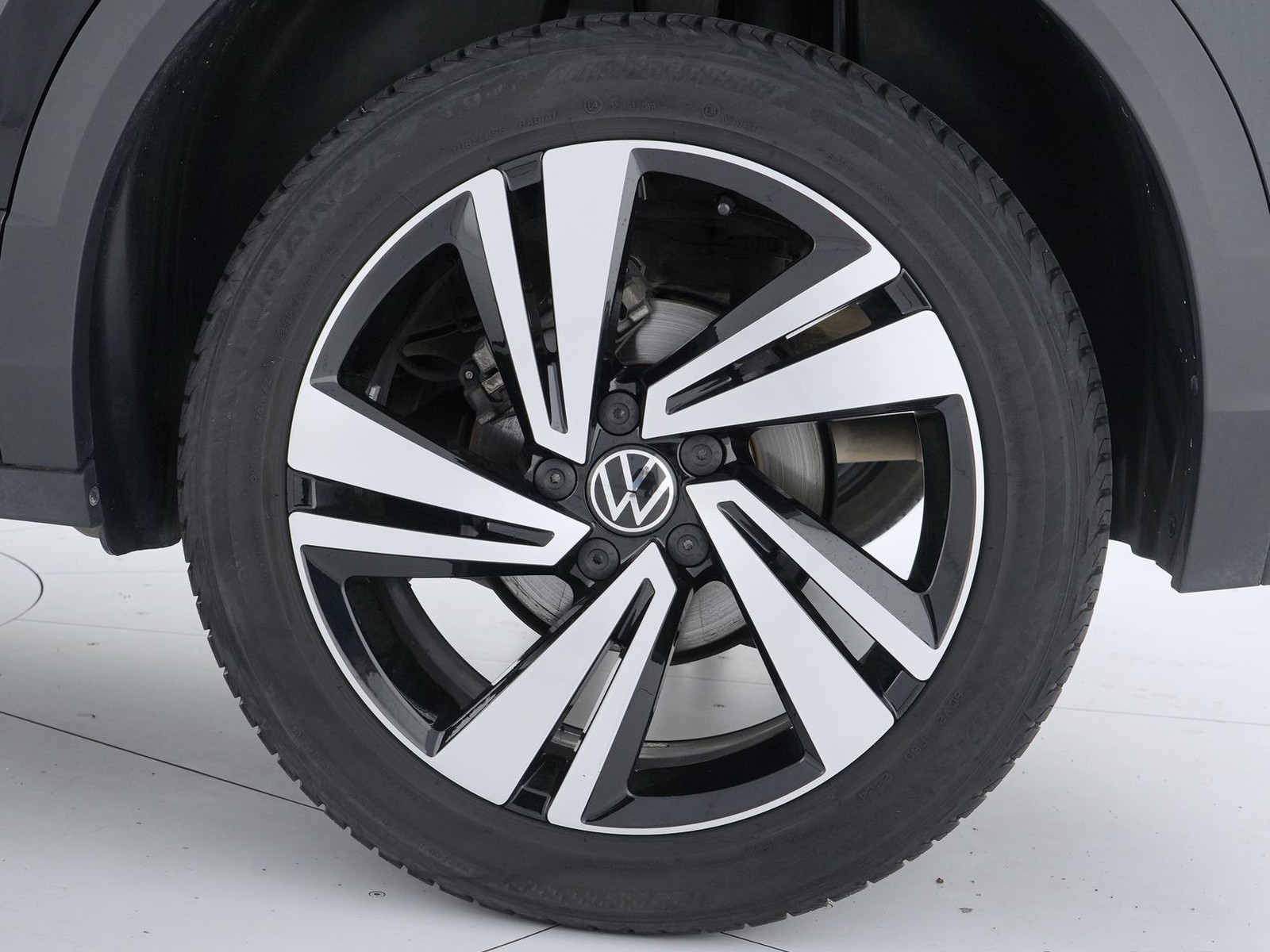 12 - Volkswagen T-Roc 2.0 tdi scr 150cv r line dsg