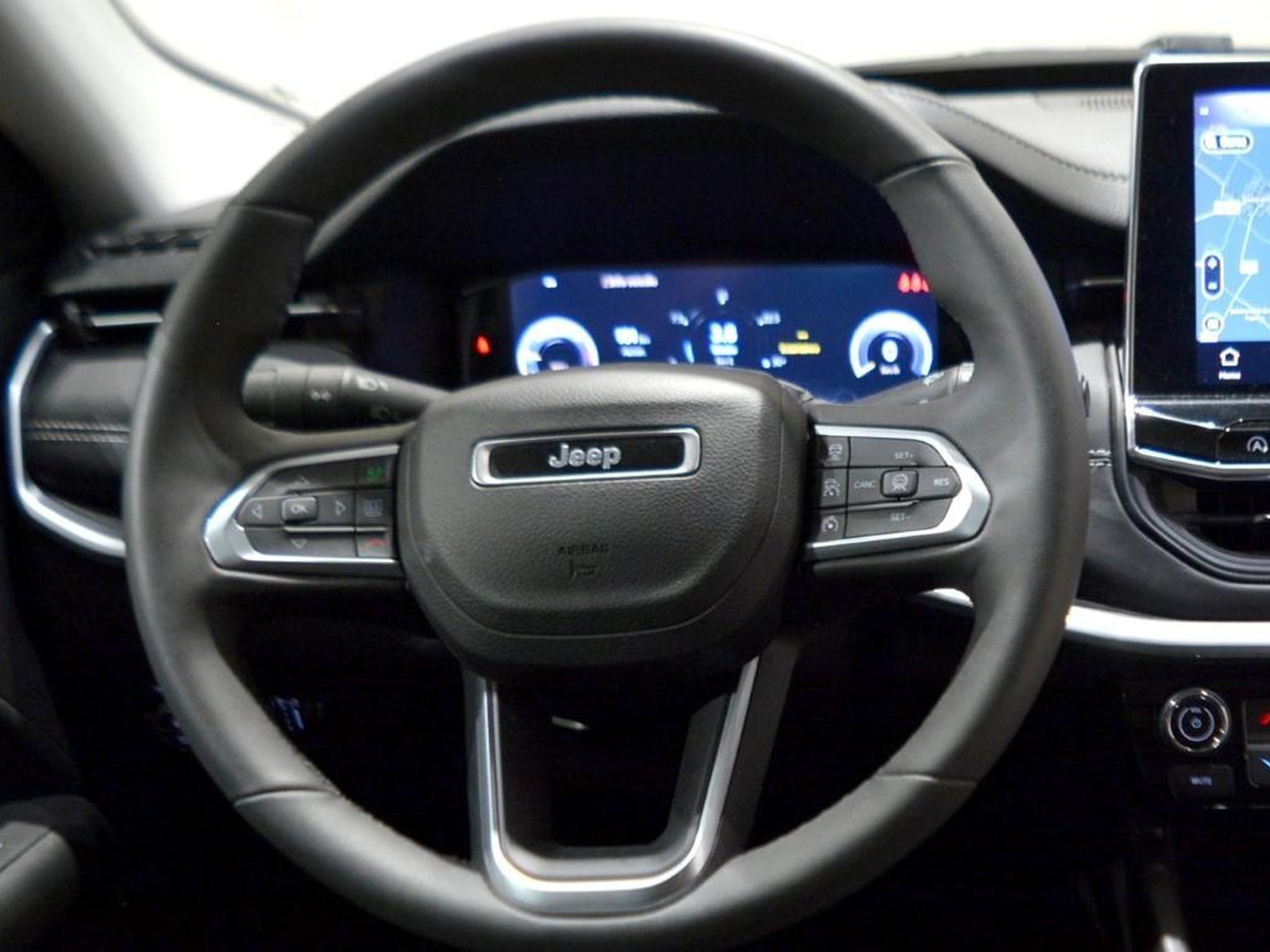 16 - Jeep Compass 1.6 multijet ii 130cv limited 2wd