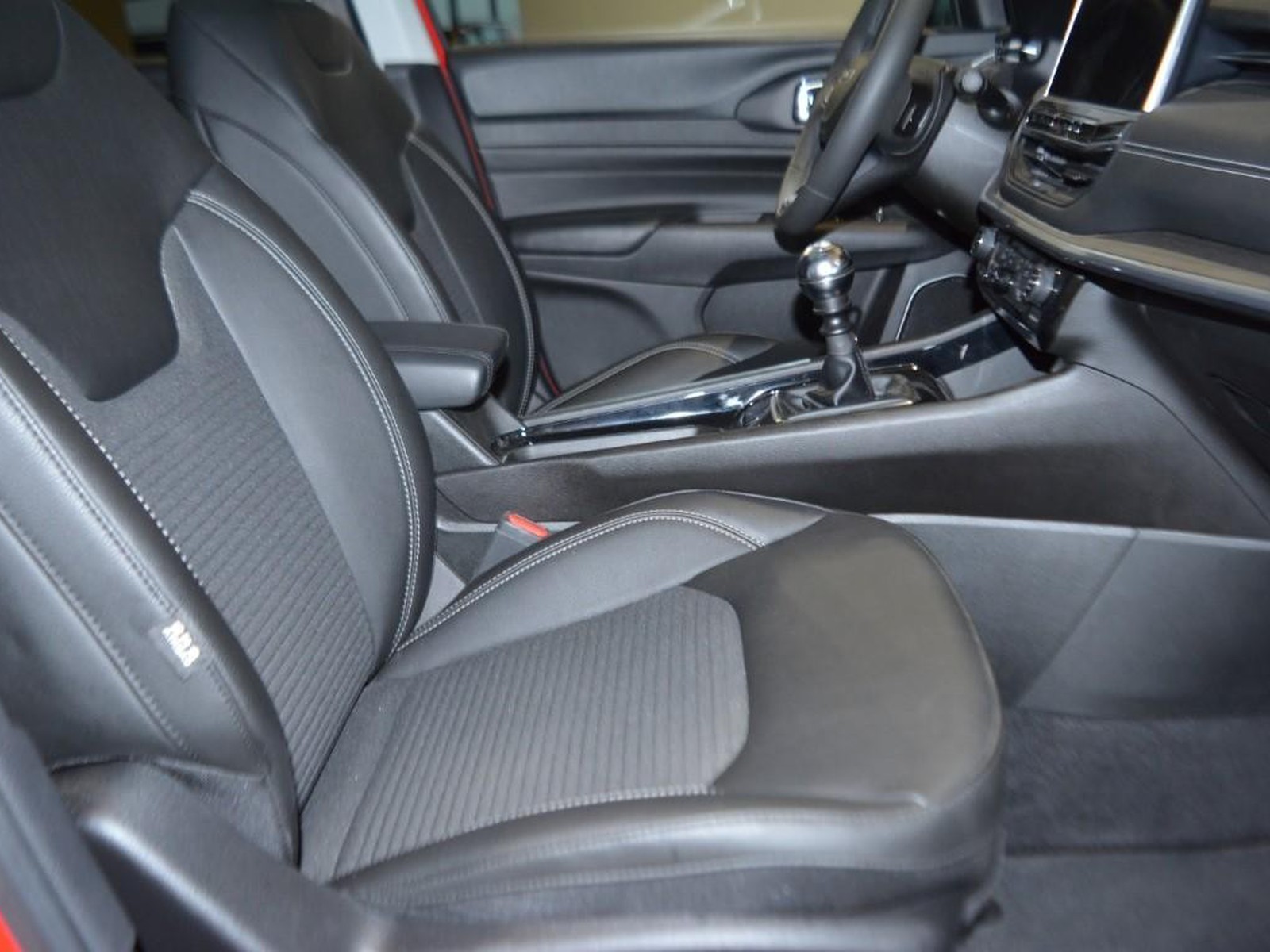 5 - Jeep Compass 1.6 multijet ii 130cv limited 2wd