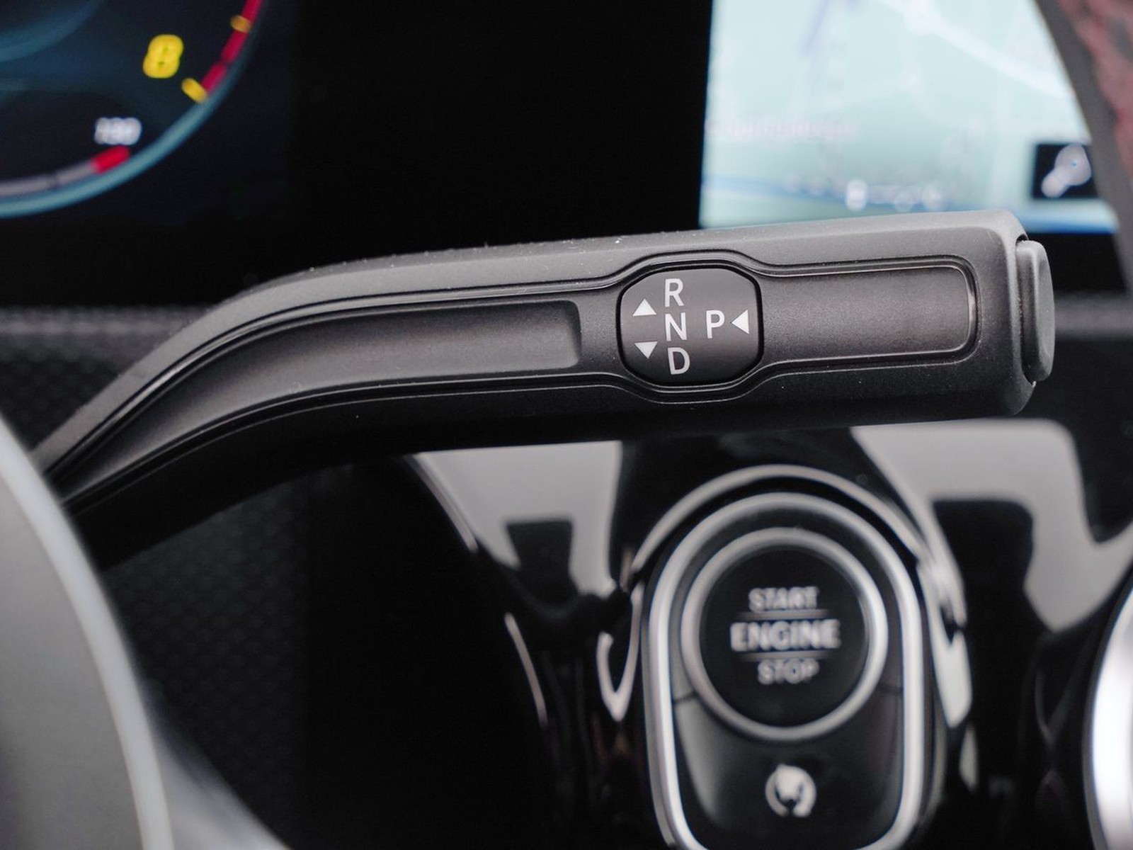 23 - Mercedes Classe A 250 premium 4matic 7g-dct