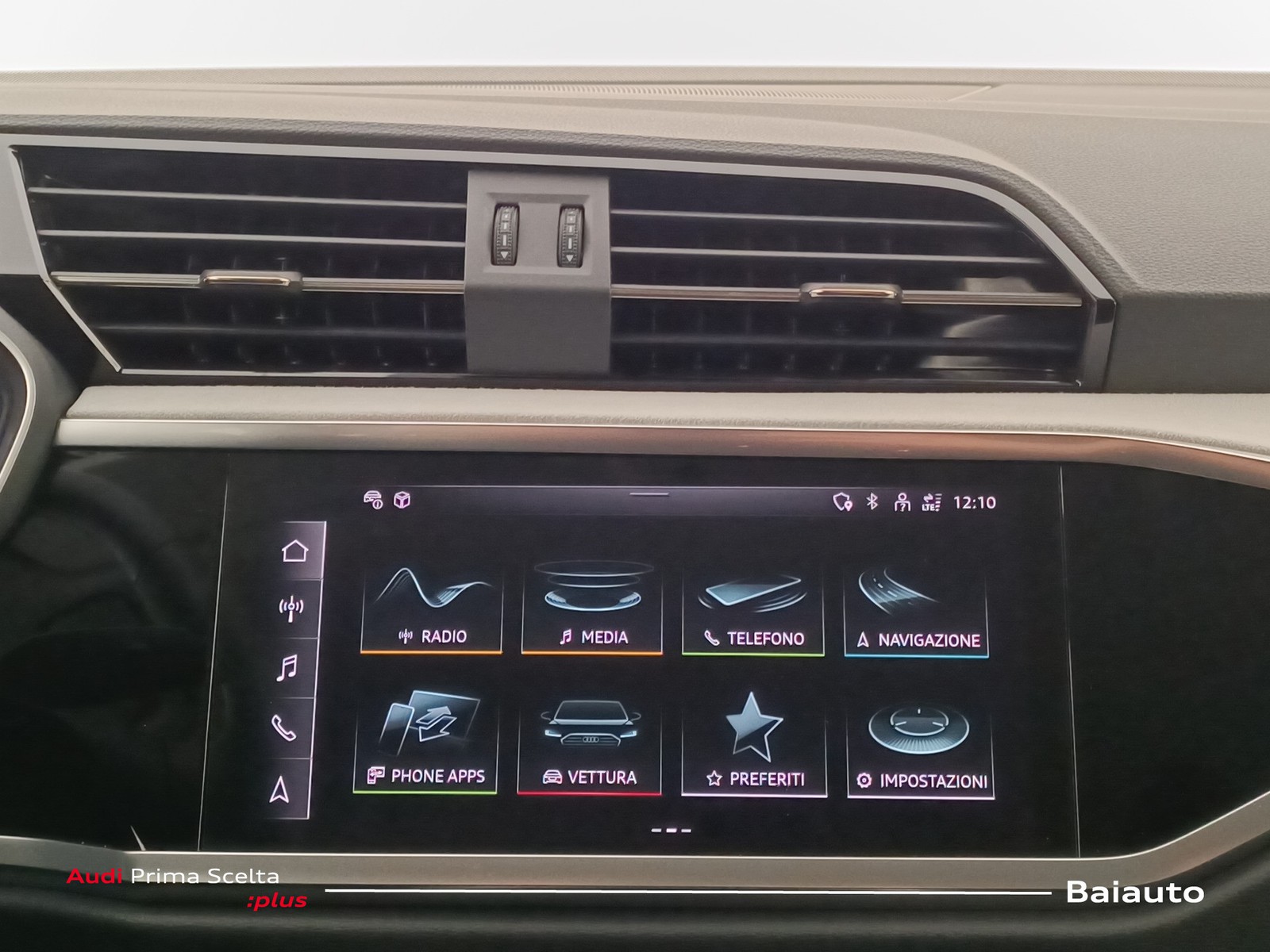 11 - Audi Q3 35 2.0 tdi business advanced s tronic