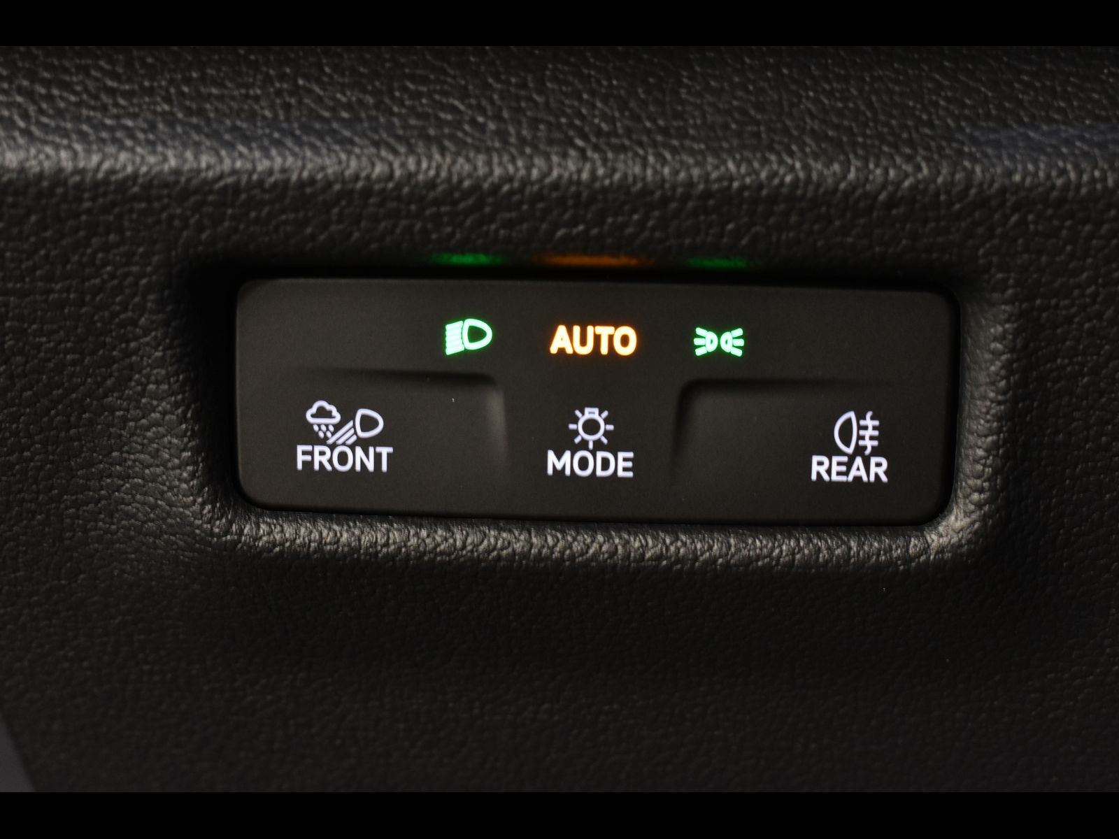 17 - Volkswagen Tiguan 1.5 tsi ehybrid 204cv edition plus dsg