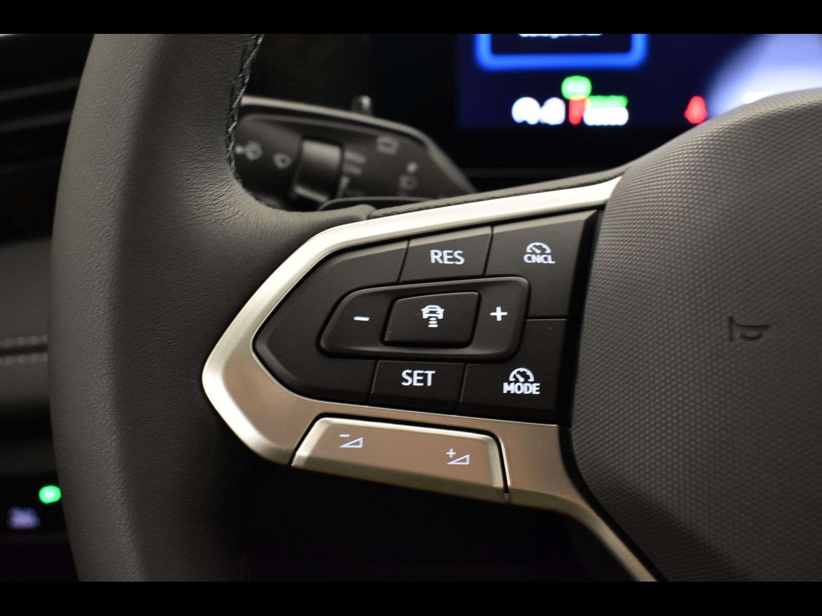 20 - Volkswagen Tiguan 1.5 tsi ehybrid 204cv edition plus dsg