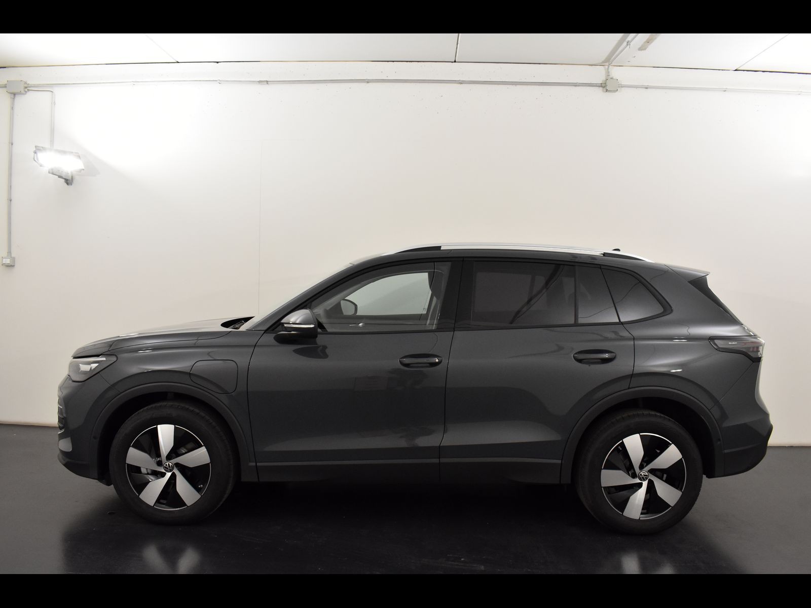 3 - Volkswagen Tiguan 1.5 tsi ehybrid 204cv edition plus dsg