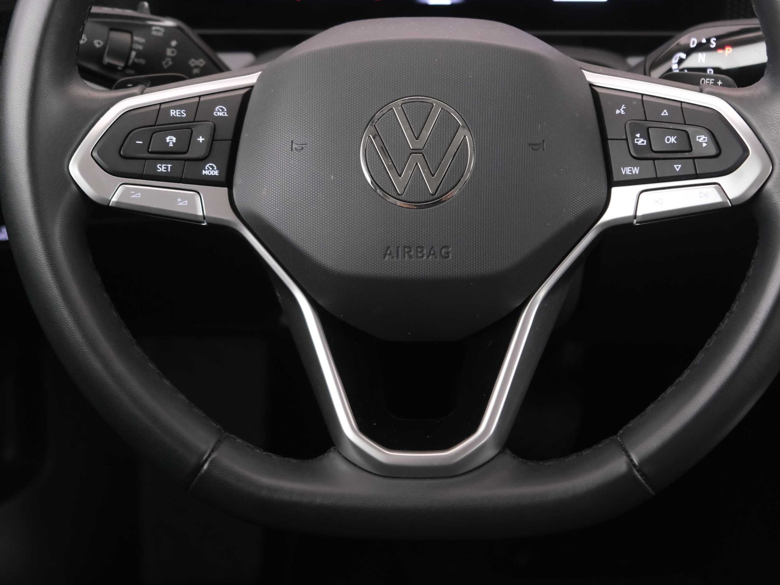 15 - Volkswagen Passat 2.0 tdi scr evo 150cv business dsg