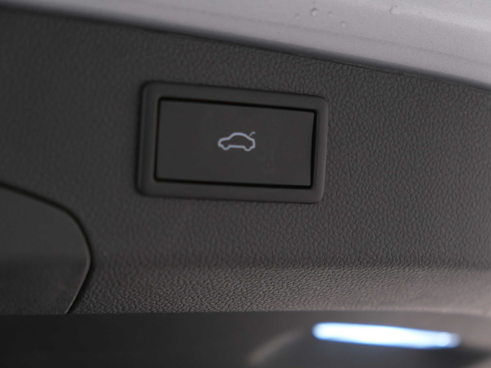 39 - Volkswagen Passat 2.0 tdi scr evo 150cv business dsg