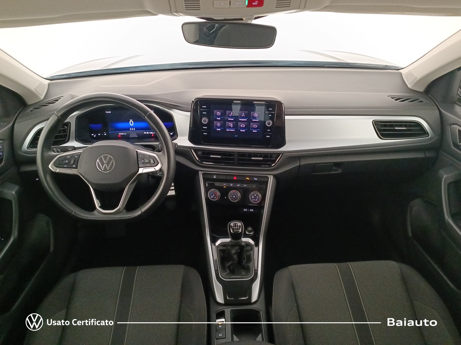 6 - Volkswagen T-Roc 1.0 tsi 110cv life